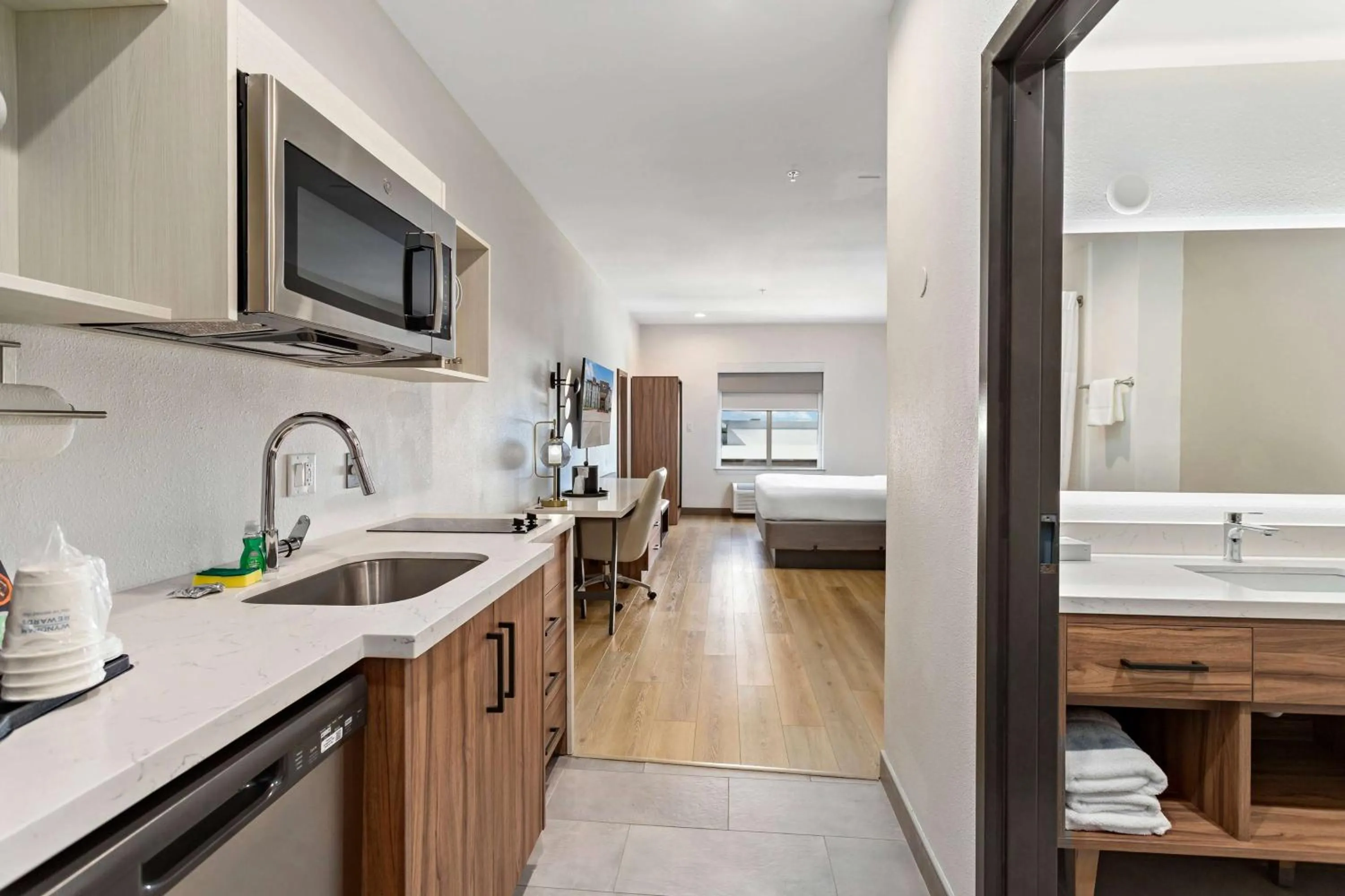 Photo of the whole room in Hawthorn Extended Stay by Wyndham Port Arthur