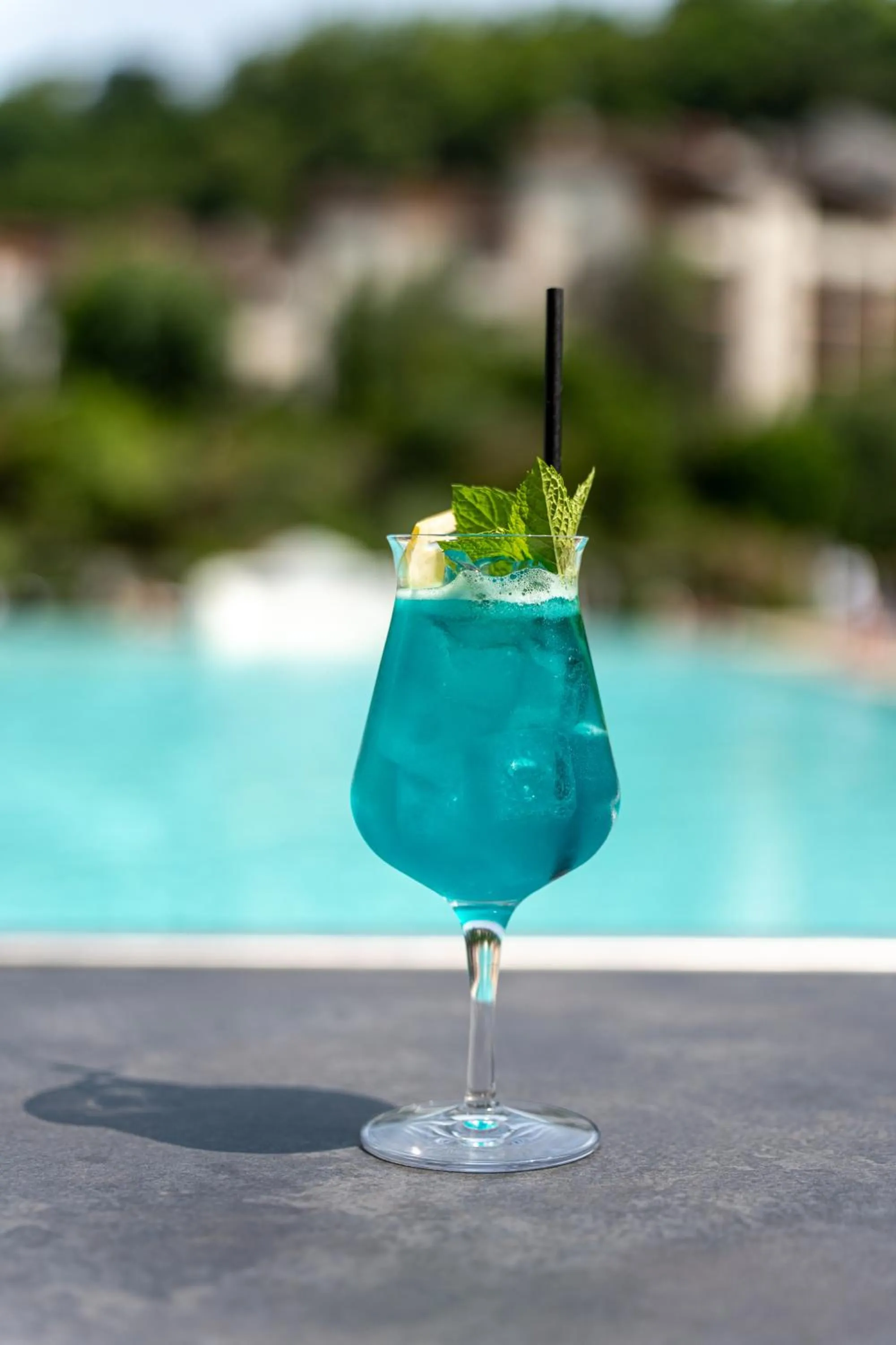 Lounge or bar in Hôtel Lyon Métropole & Spa