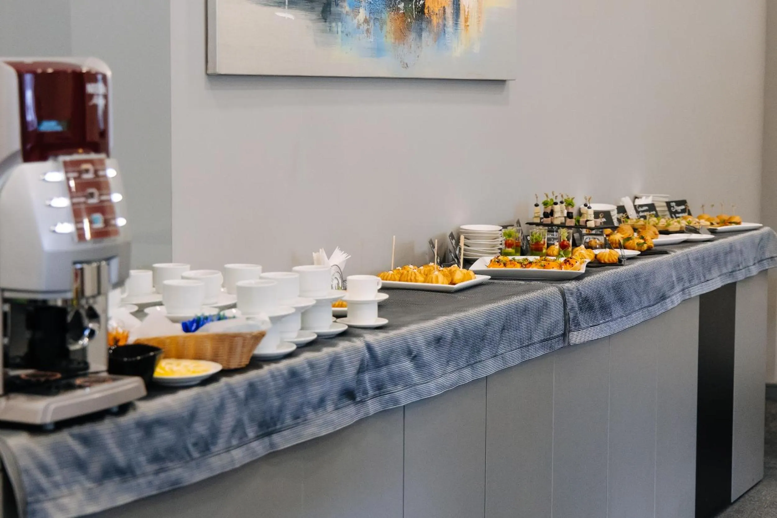 Meeting/conference room in Amarant Urban Hotel by CHM