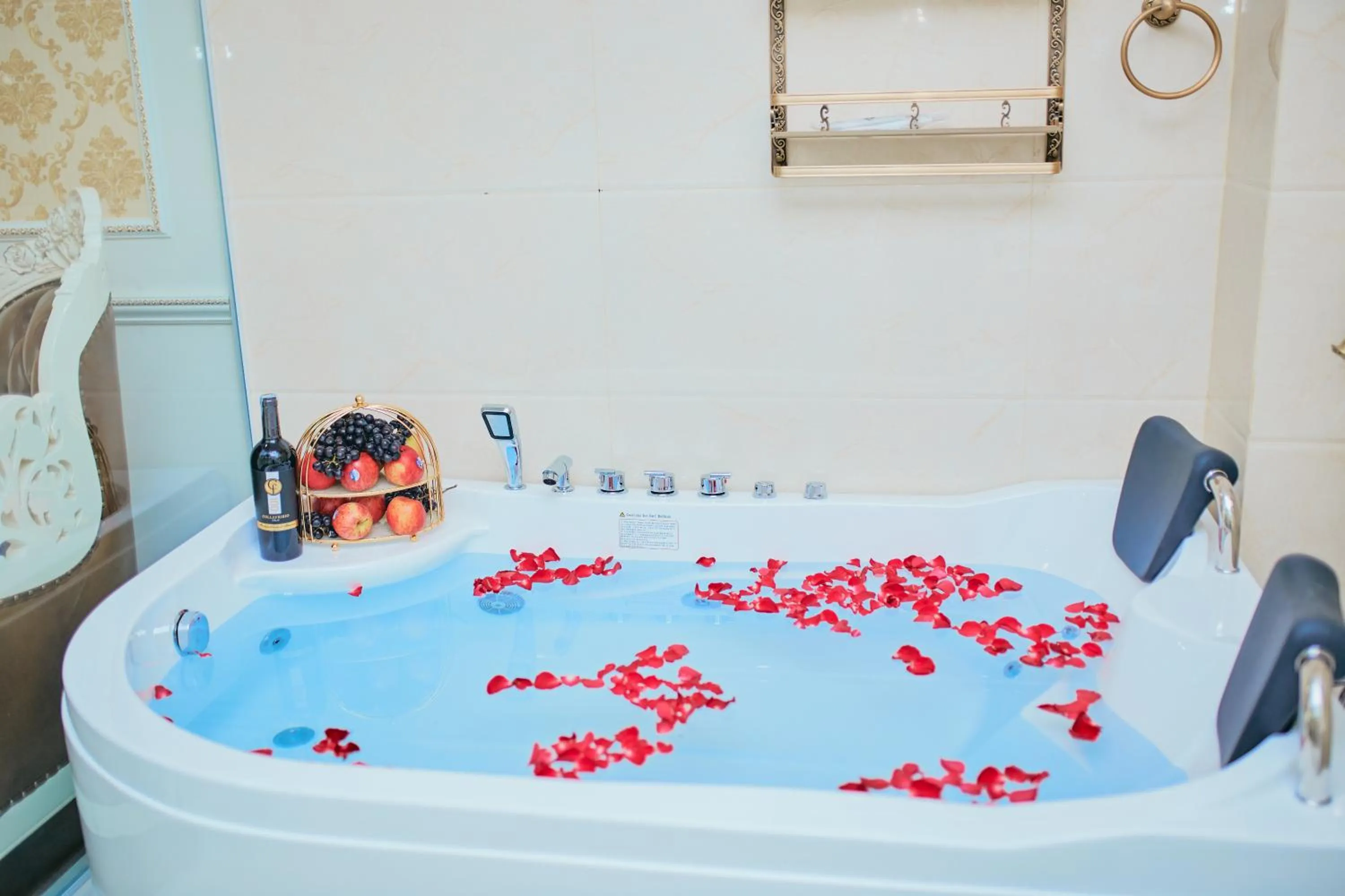 King's Hotel Yên Hòa