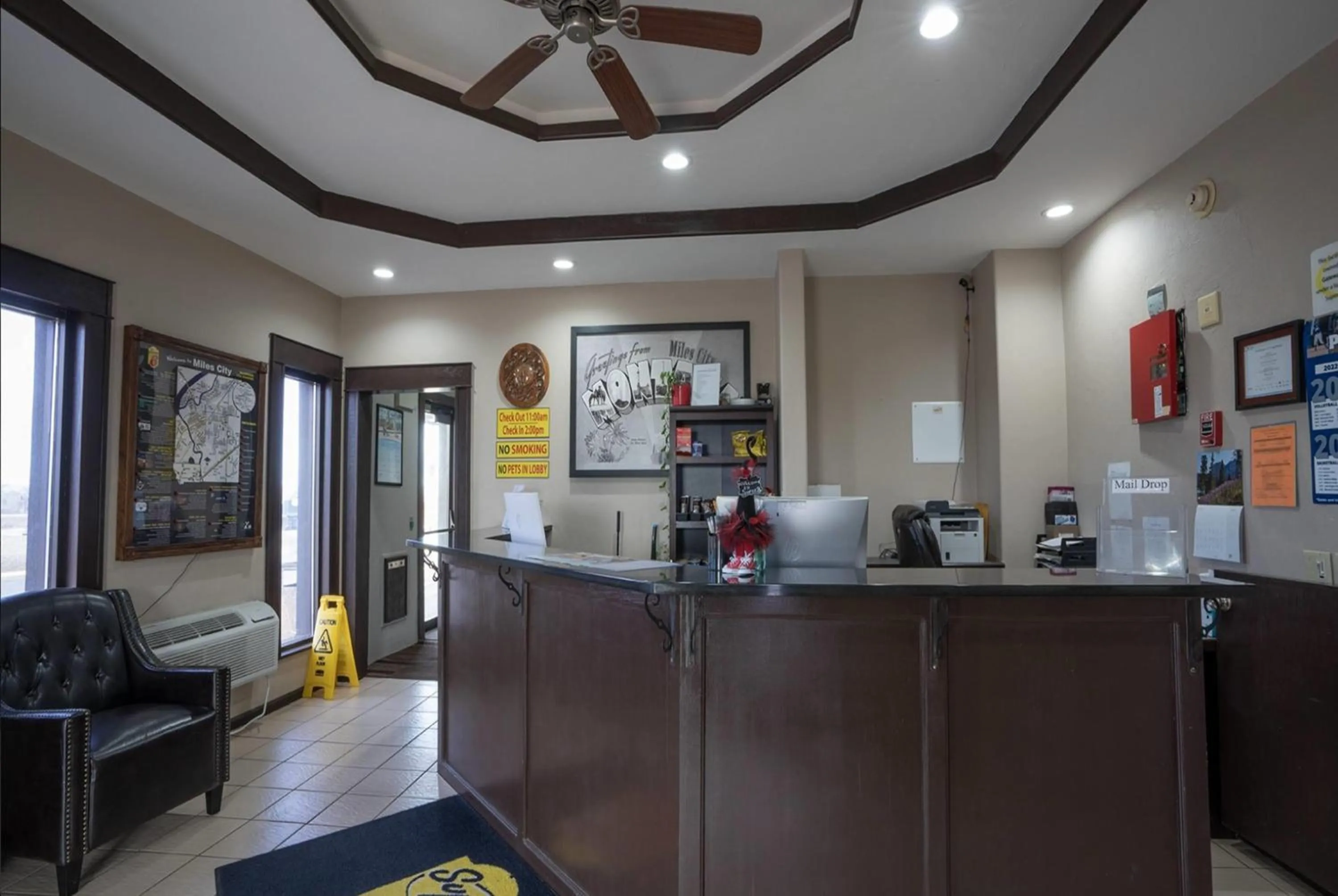 Lobby or reception in Super 8 by Wyndham Miles City