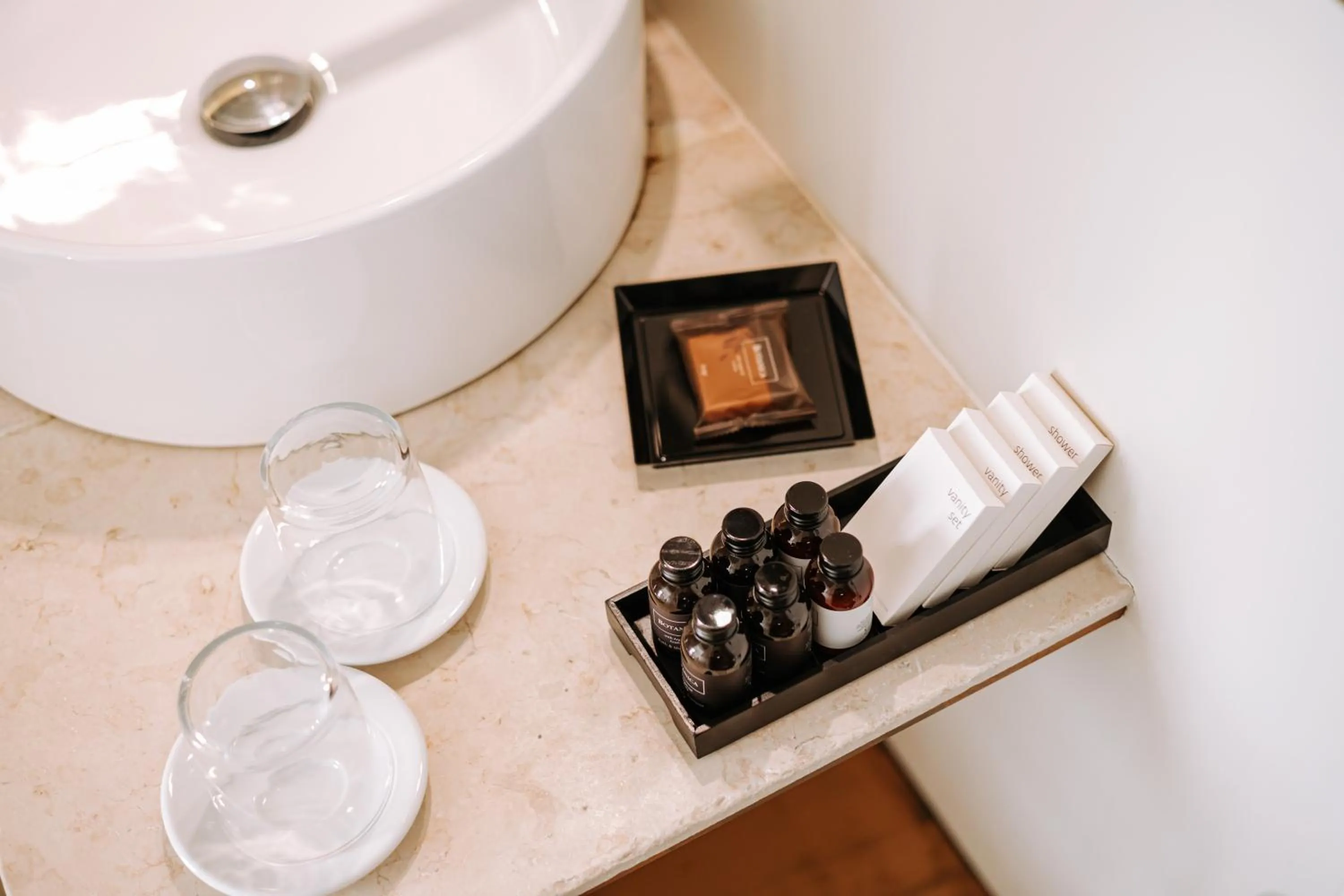 Suite1212 - Pirrelli