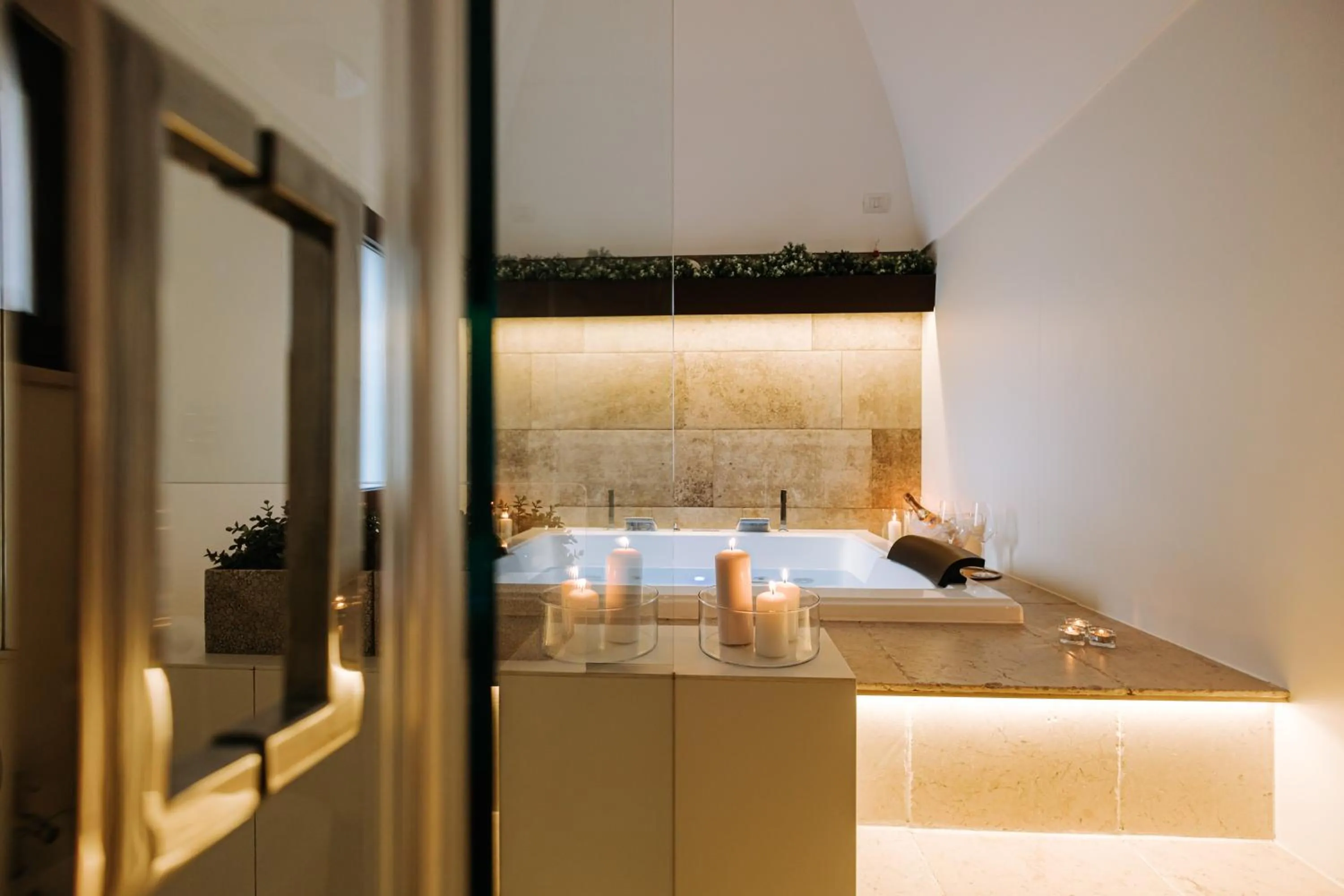 Suite1212 - Pirrelli