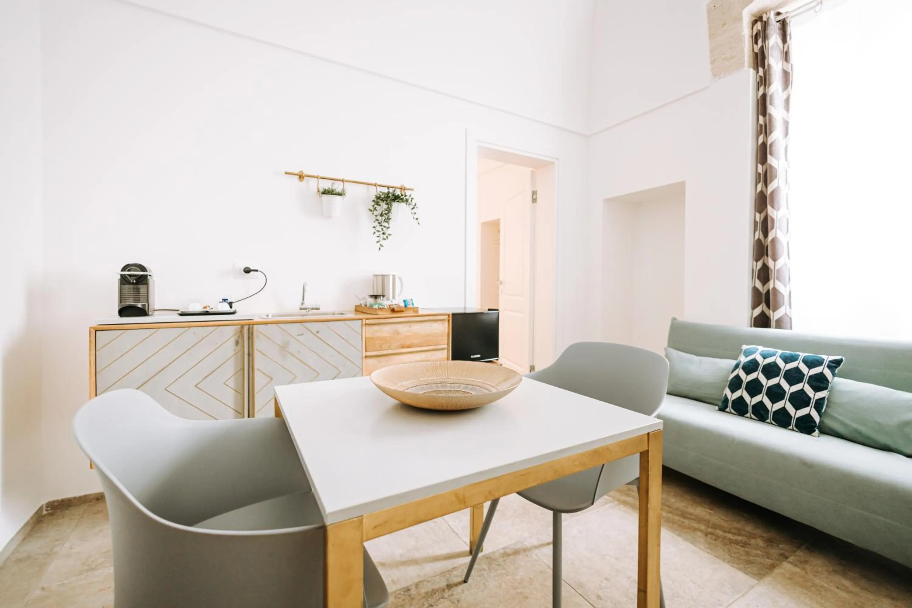 Suite1212 - Pirrelli