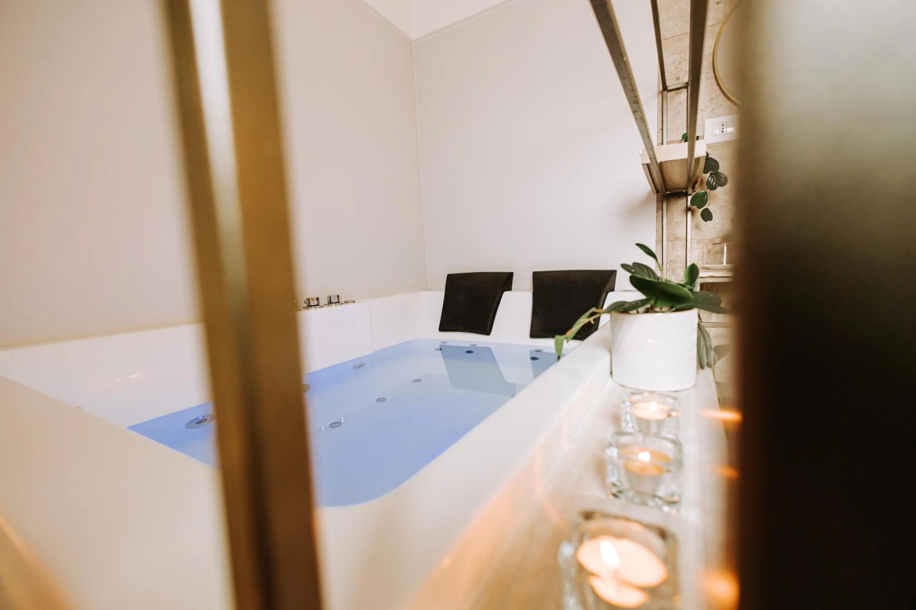 Suite1212 - Pirrelli