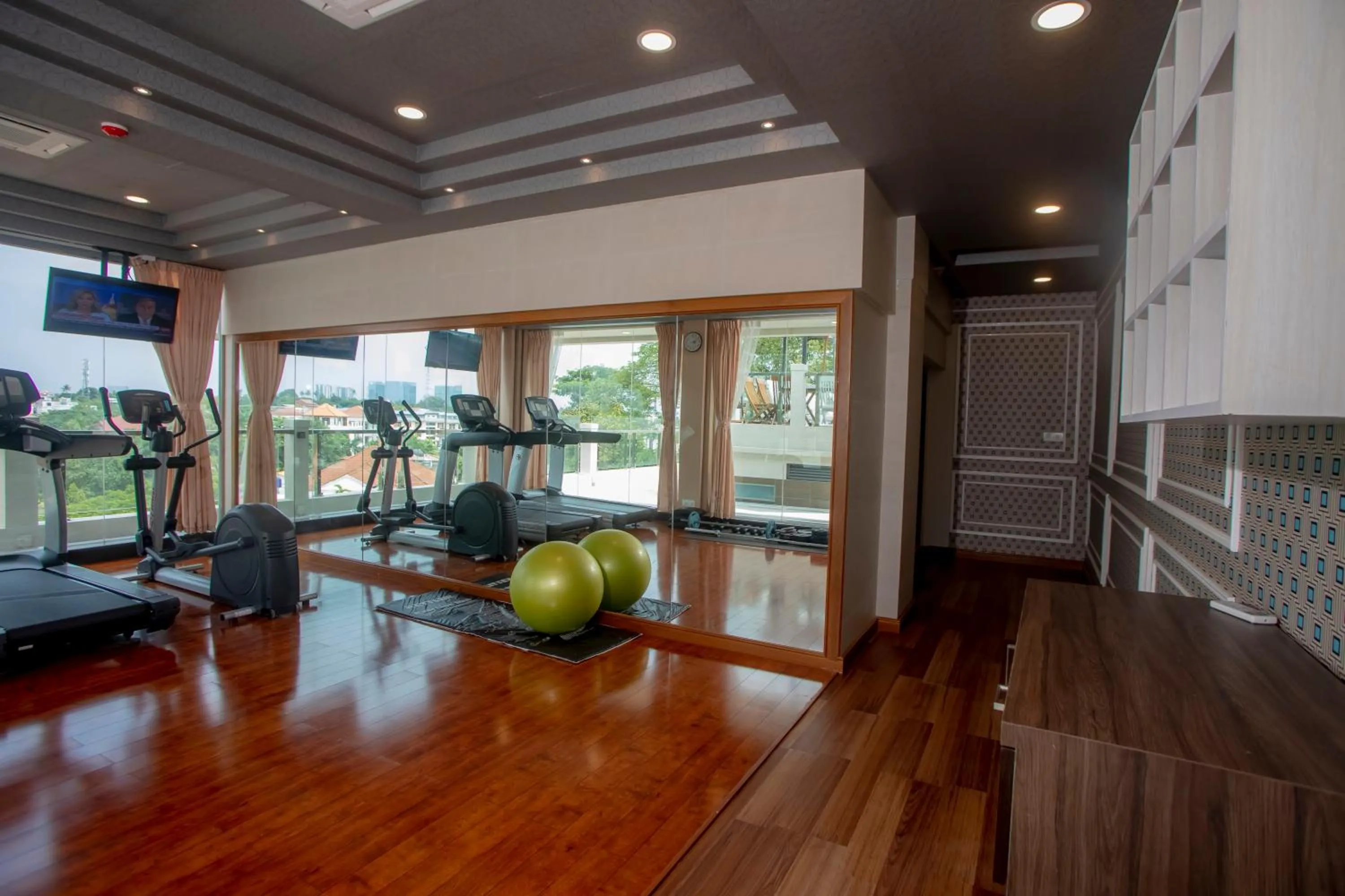 Fitness centre/facilities in Prestige Residences at Golden Valley by Grand United Hospitality