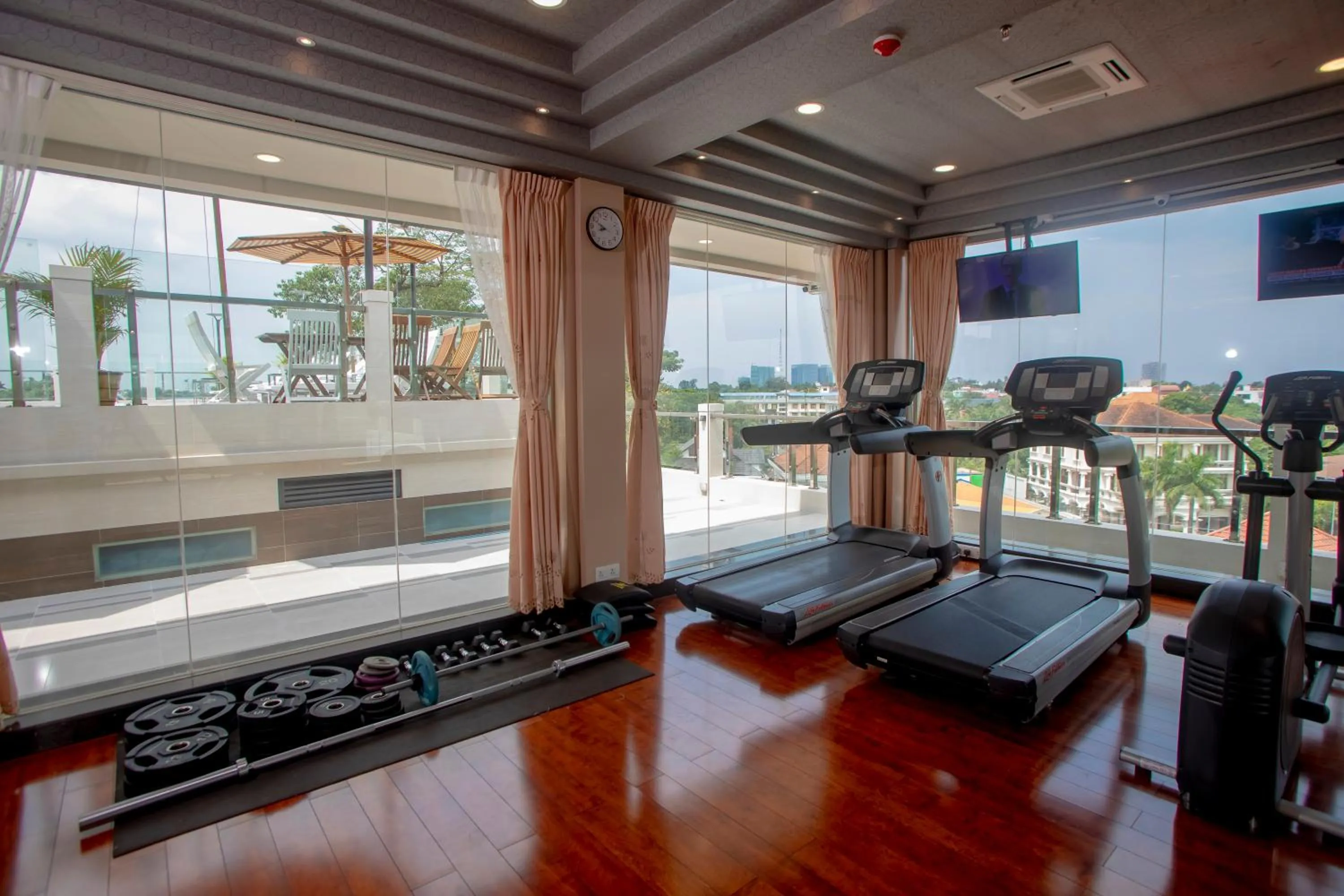 Fitness centre/facilities in Prestige Residences at Golden Valley by Grand United Hospitality