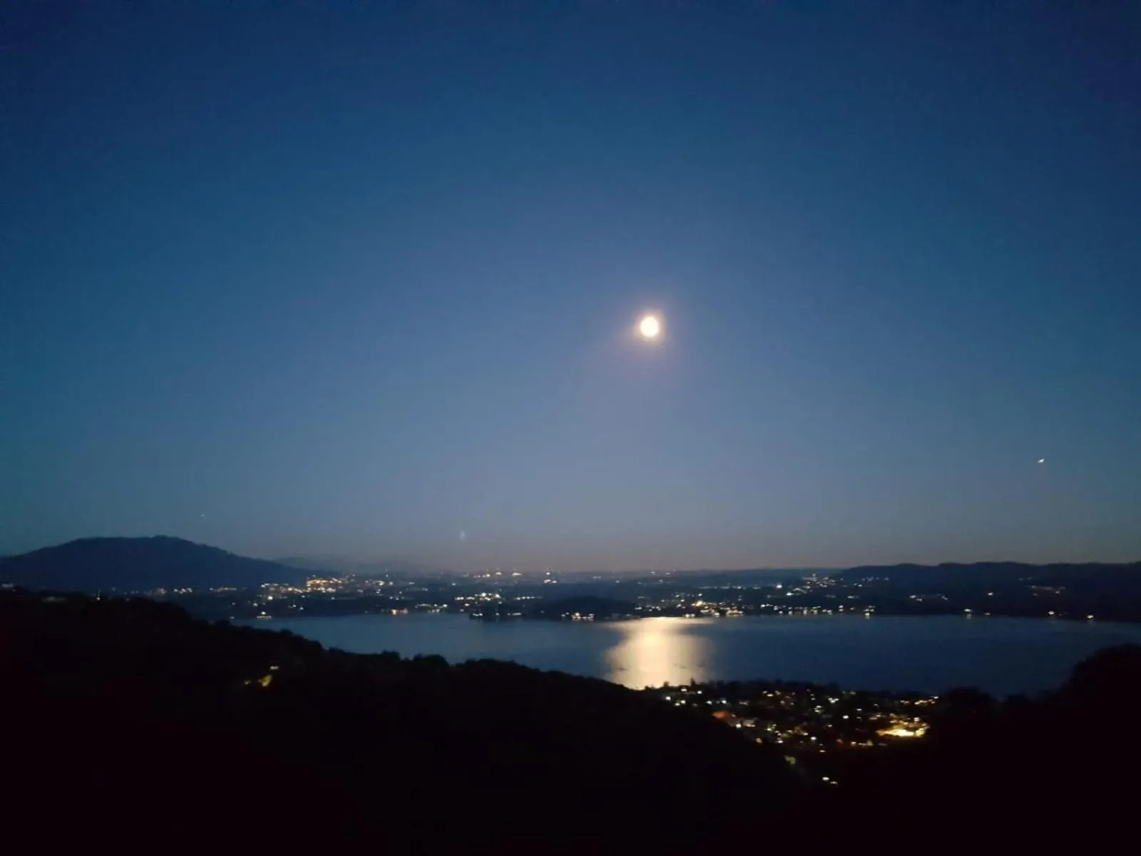 Villa Magnolia BB, Lago Maggiore (Massino Visconti, Italy)