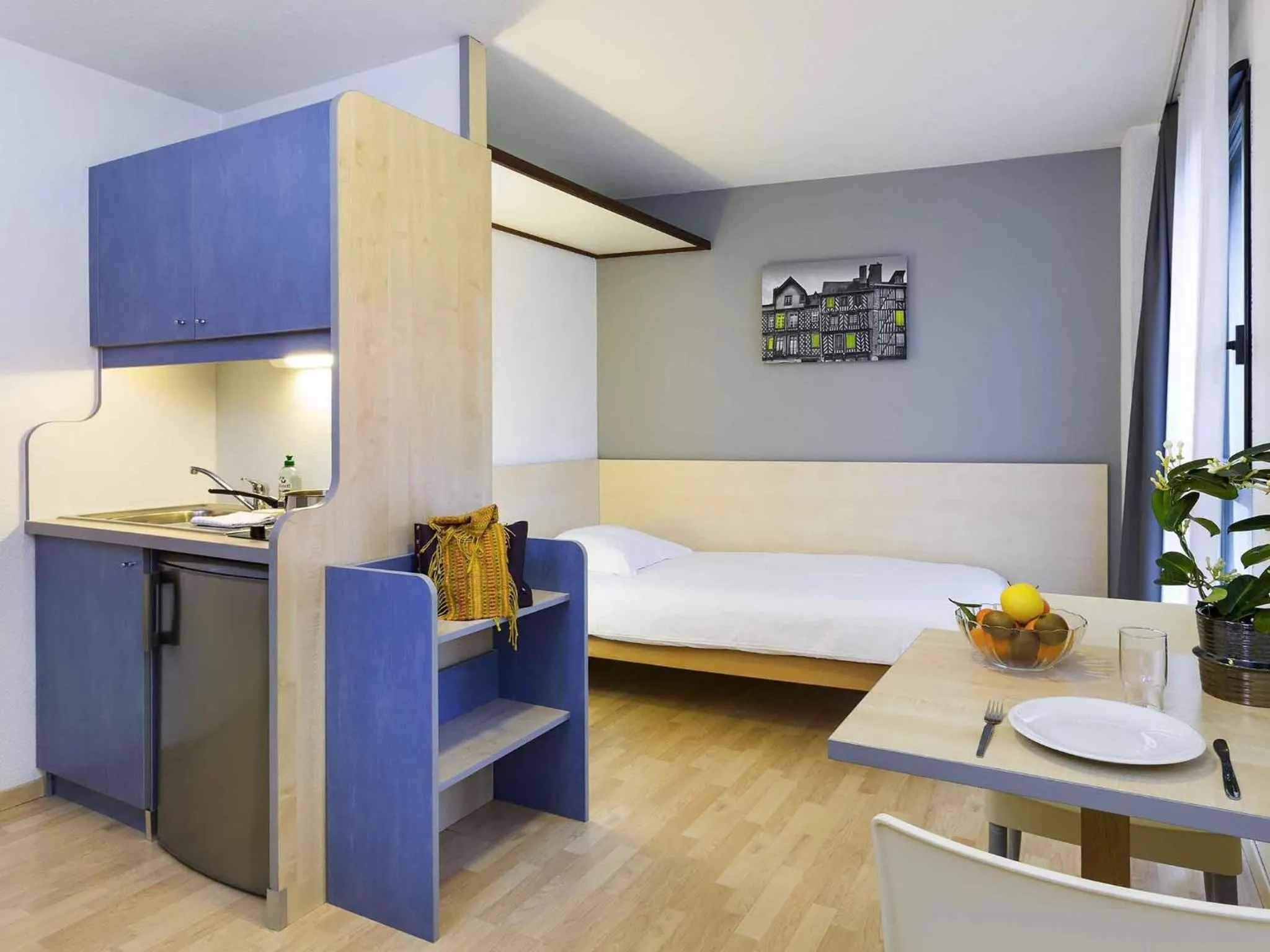 Bedroom, Bed in Aparthotel Adagio Access Rennes Centre