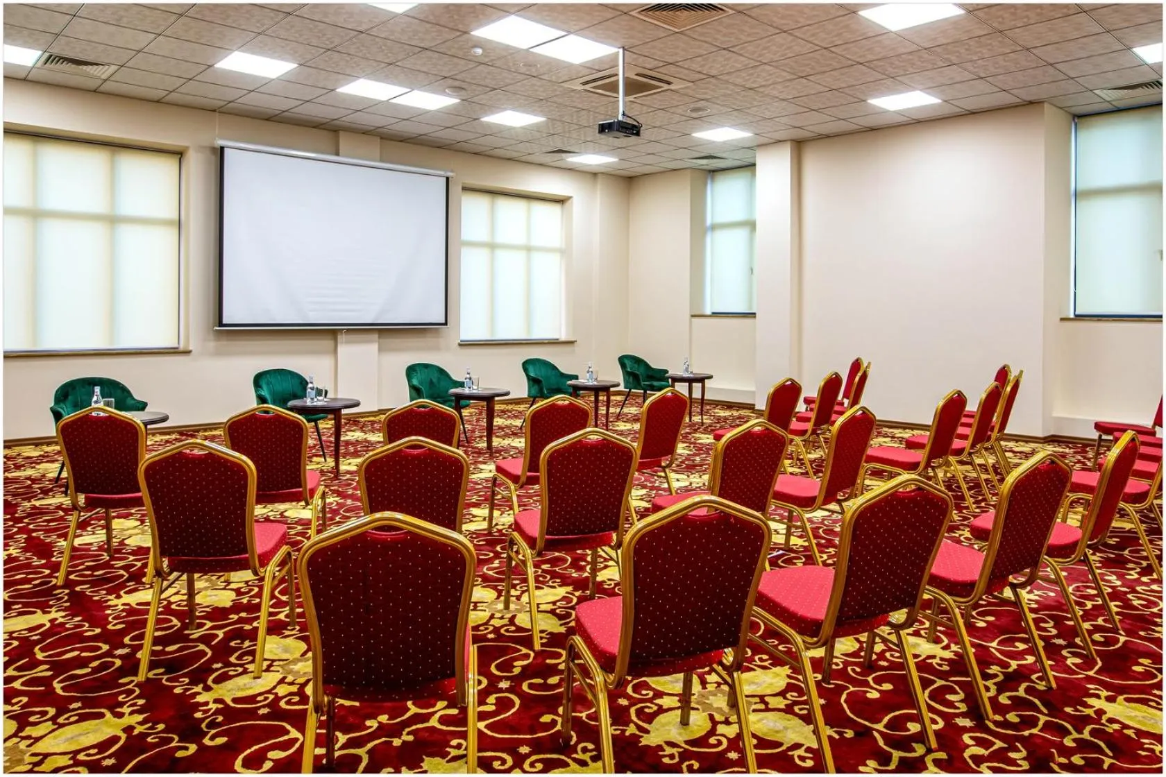 Meeting/conference room in Ani Grand Hotel Yerevan