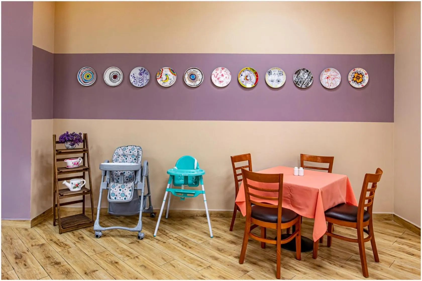 Restaurant/places to eat in Ani Grand Hotel Yerevan