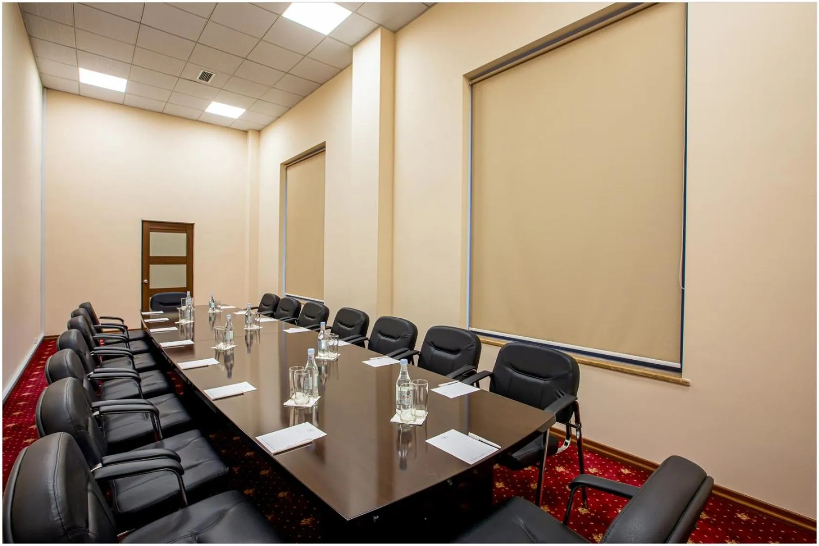 Meeting/conference room in Ani Grand Hotel Yerevan