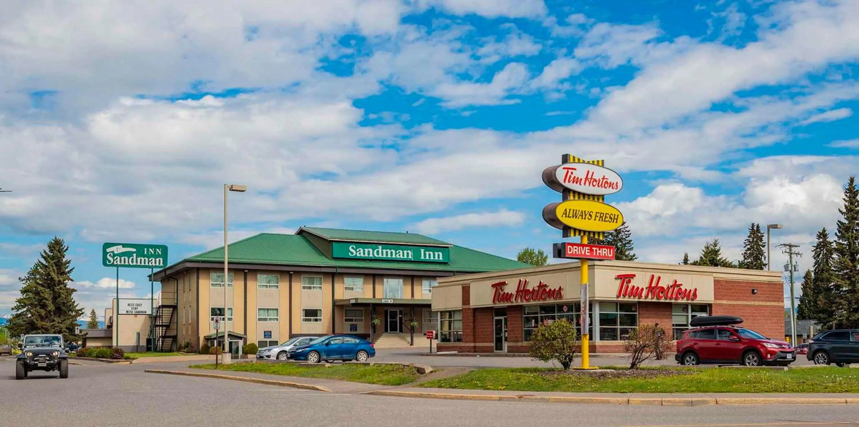 Property building in Sandman Inn Smithers