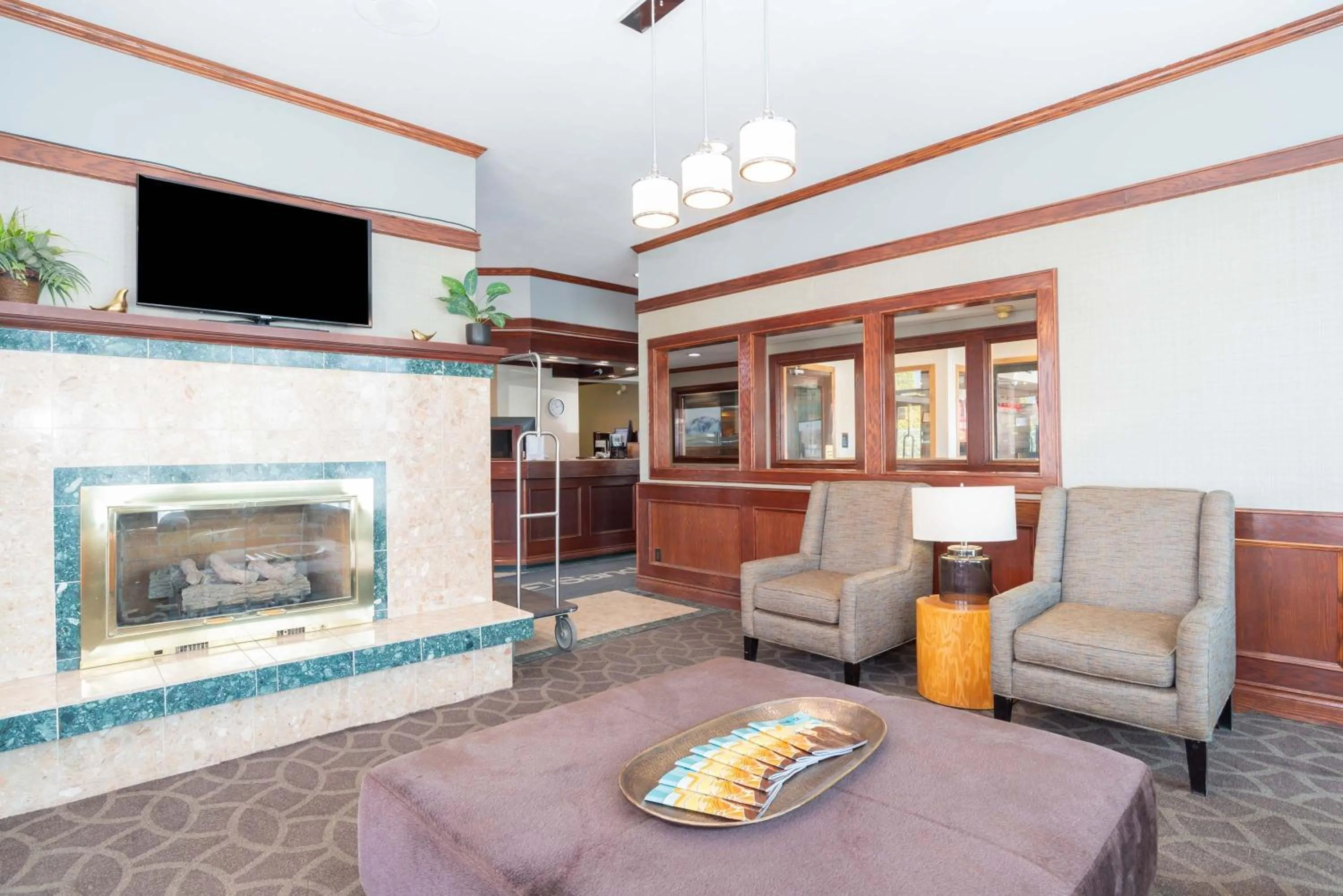 Lobby or reception in Sandman Hotel Terrace