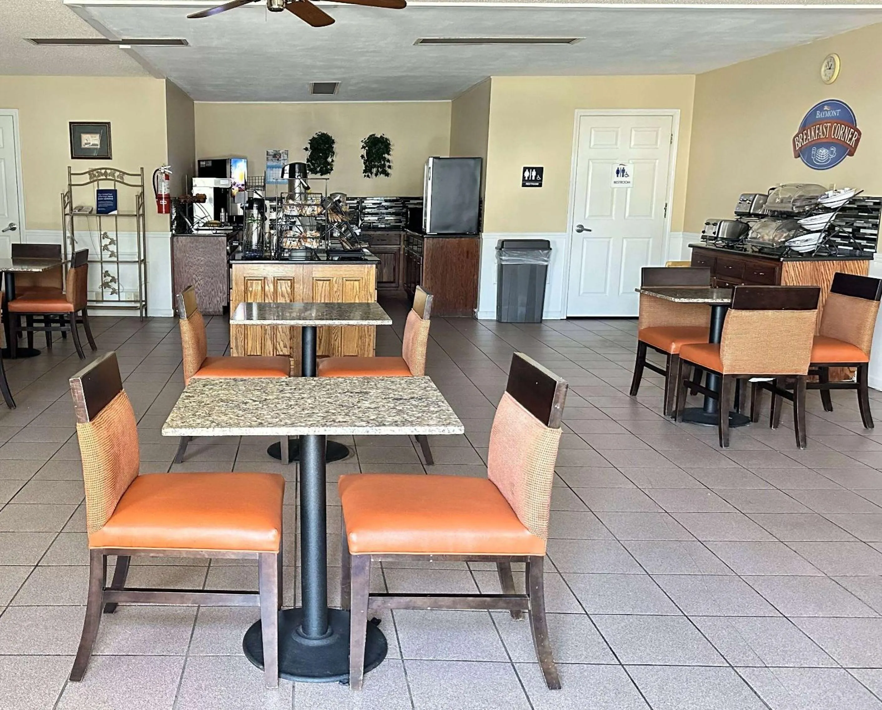 Breakfast in Baymont by Wyndham Greenwood