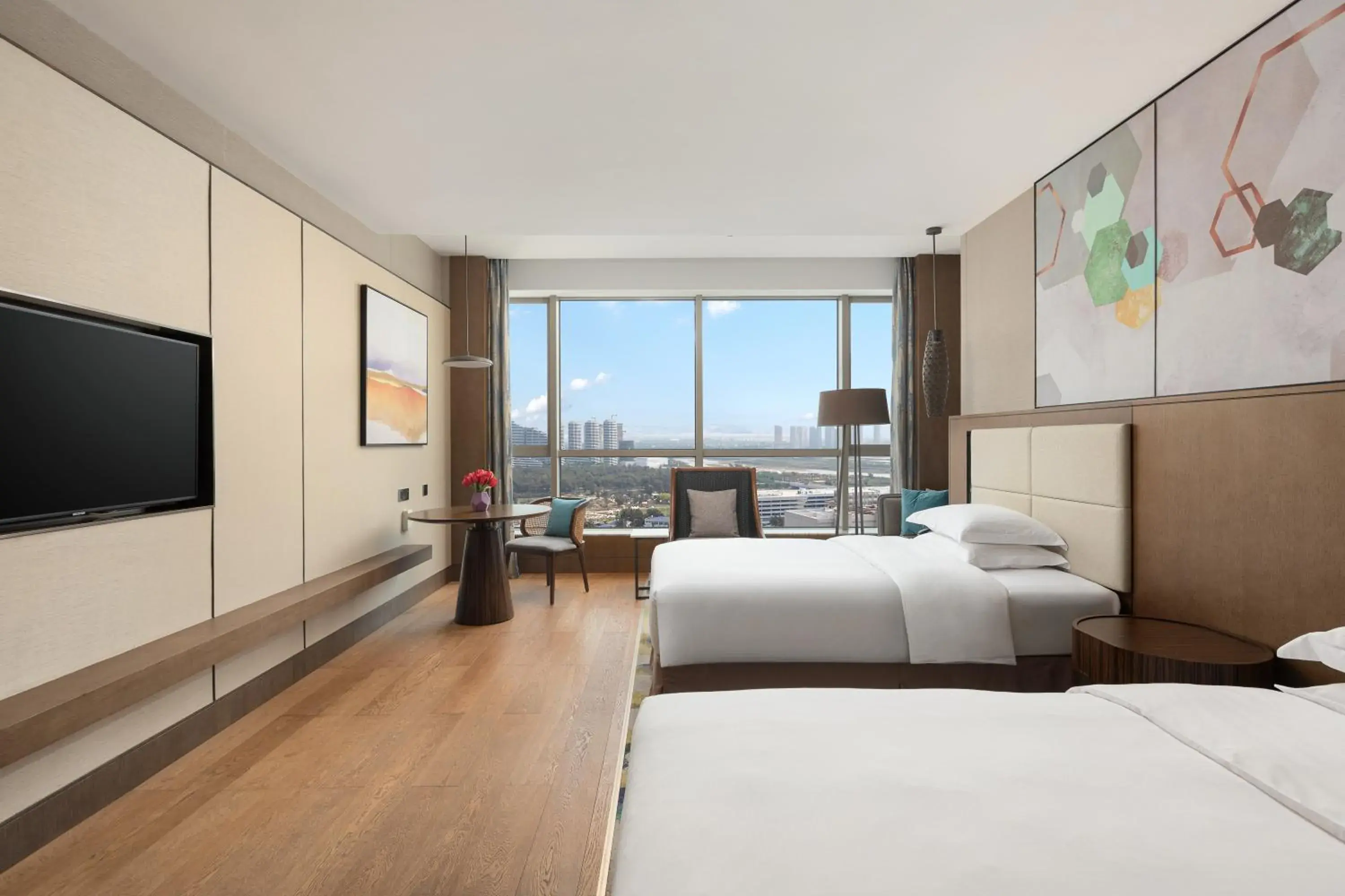 Standard Double Room with Two Double Beds in Crowne Plaza Beihai Silver Beach by IHG Standard Double Room with Two Double Beds in Crowne Plaza Beihai Silver Beach by IHG