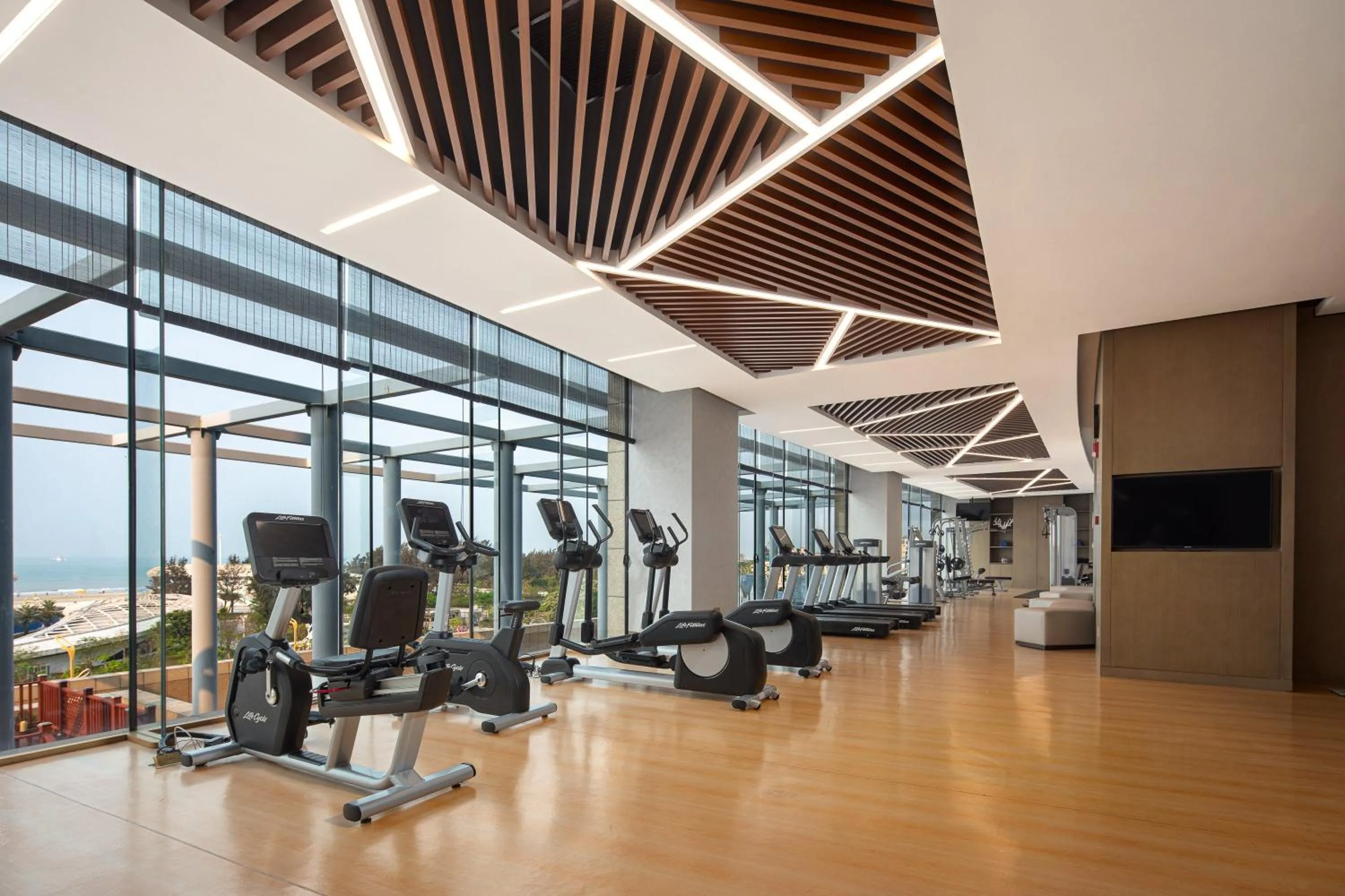 Spa and wellness centre/facilities in Crowne Plaza Beihai Silver Beach by IHG