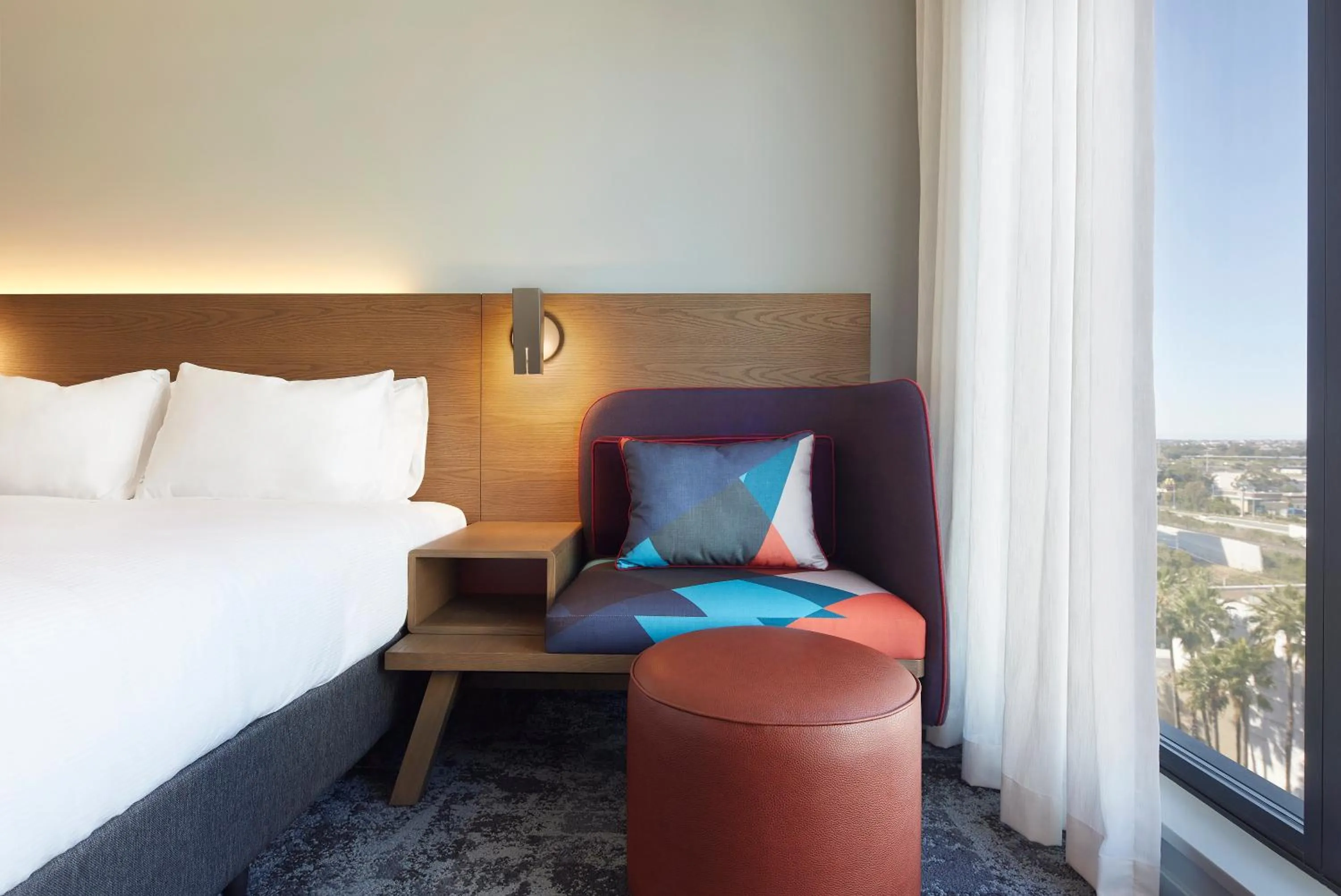 Photo of the whole room, Bed in Holiday Inn Express Sydney Airport by IHG