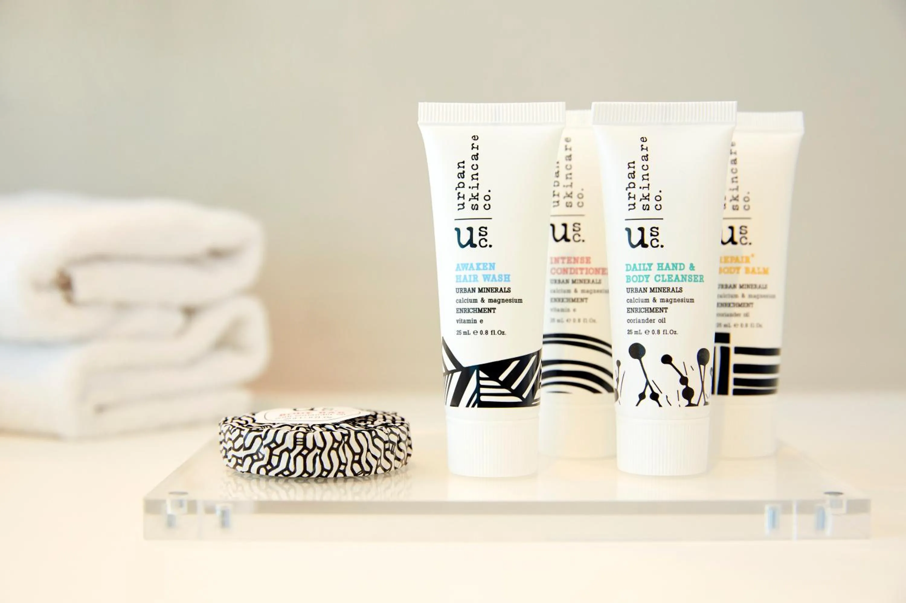 Photo of the whole room in Holiday Inn Express Sydney Airport by IHG