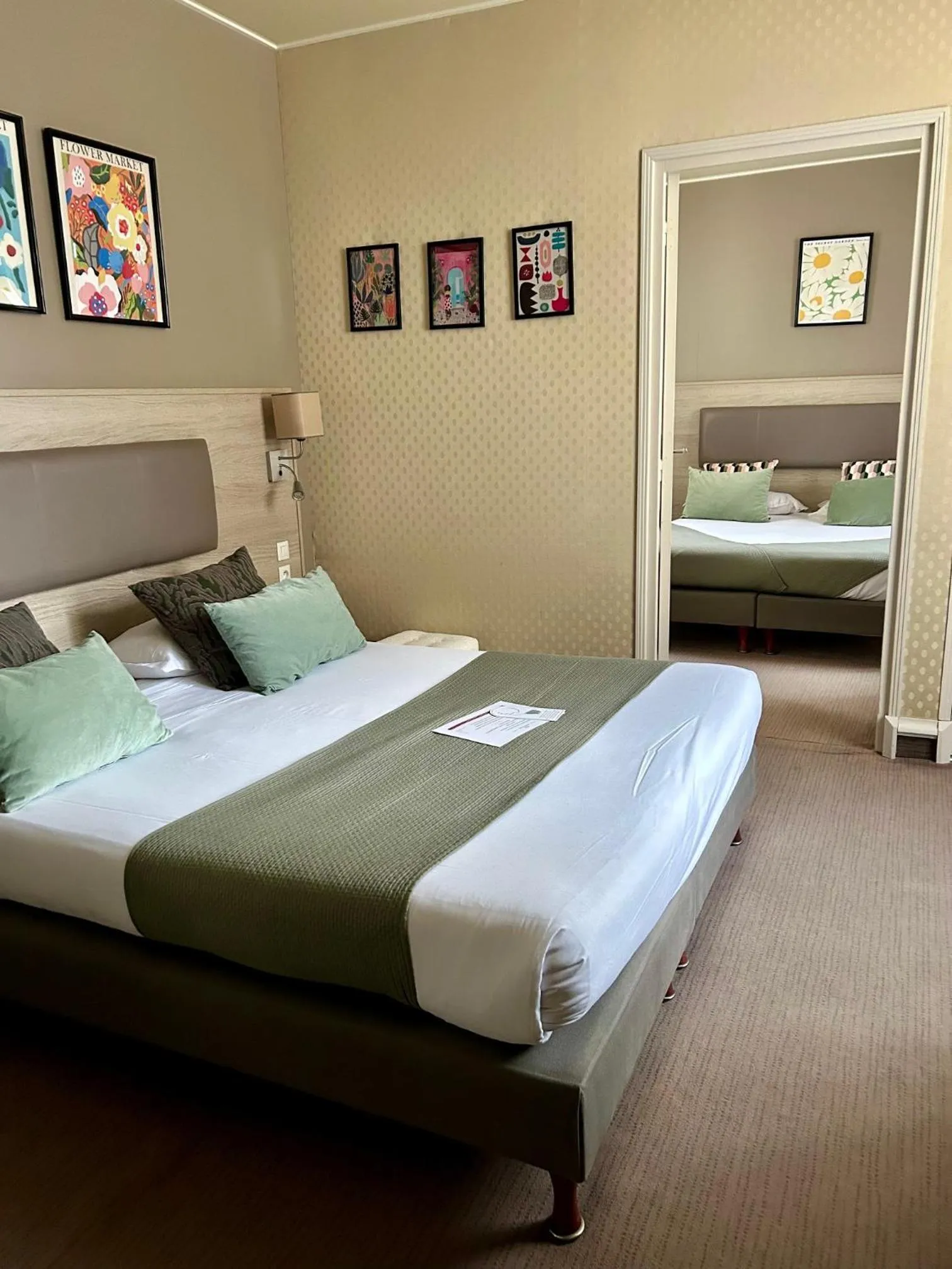 Bedroom, Bed in Cit'Hotel le Challonge