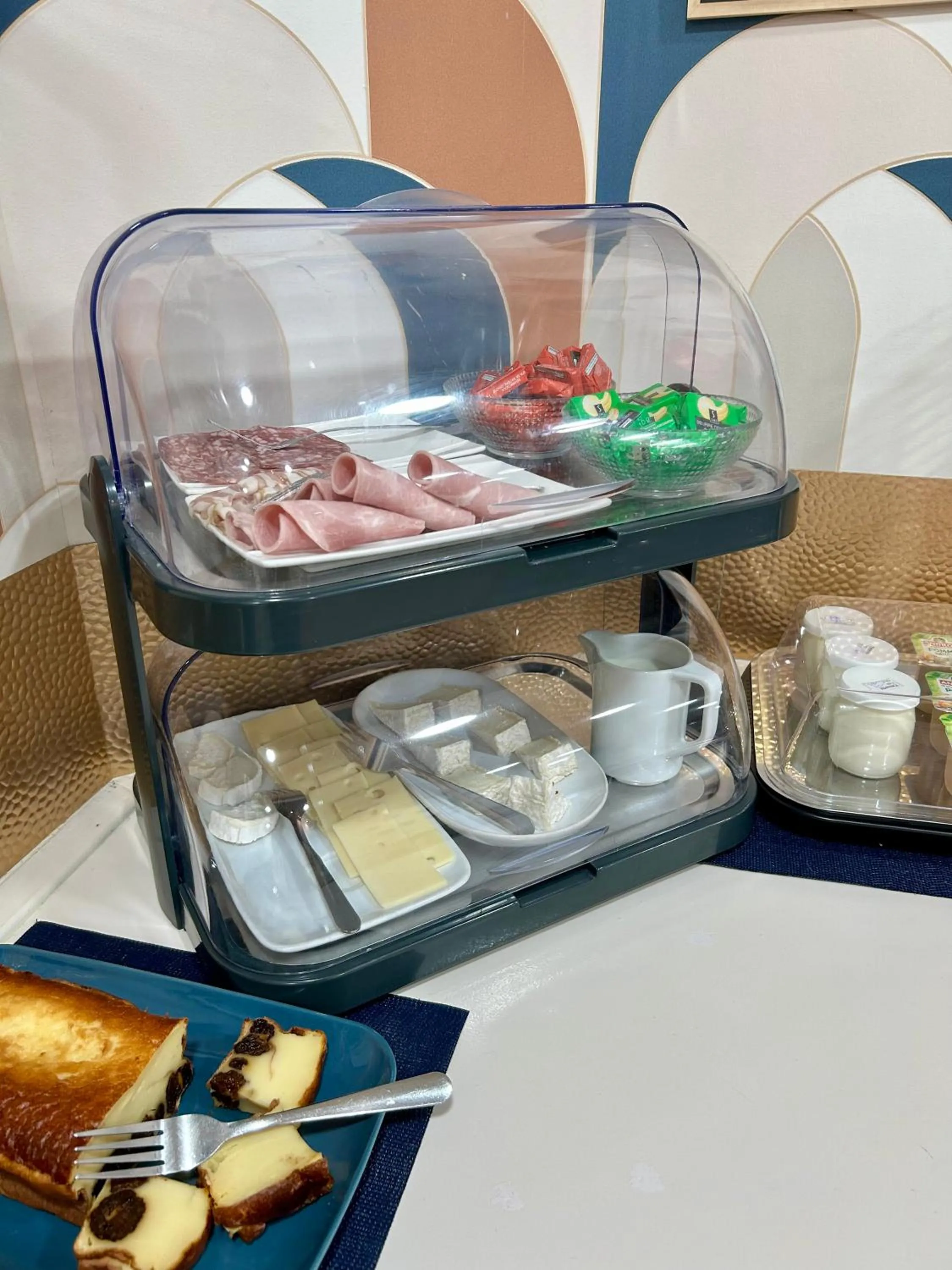 Food and drinks in Cit'Hotel le Challonge