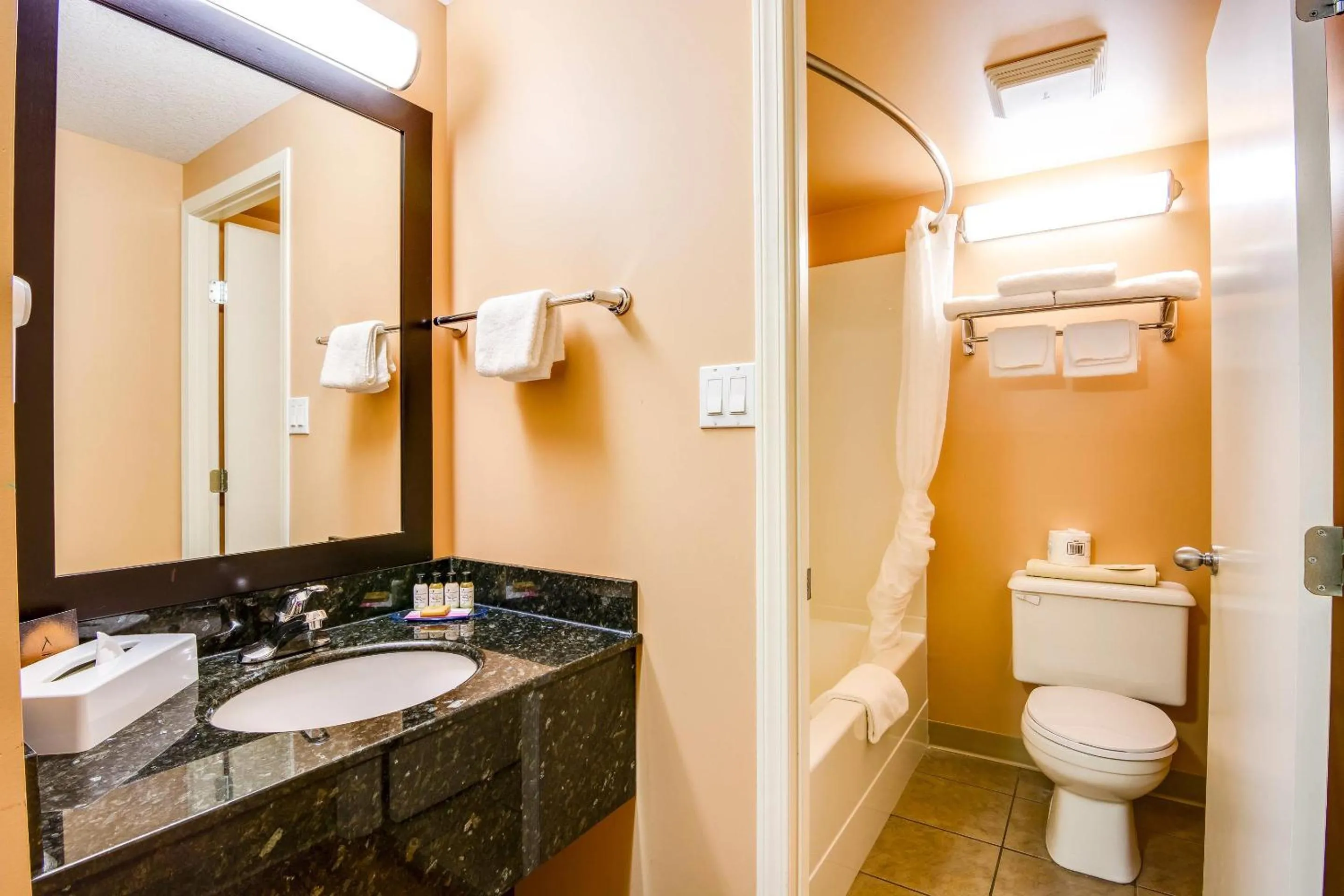 Bedroom in Quality Hotel & Conference Centre