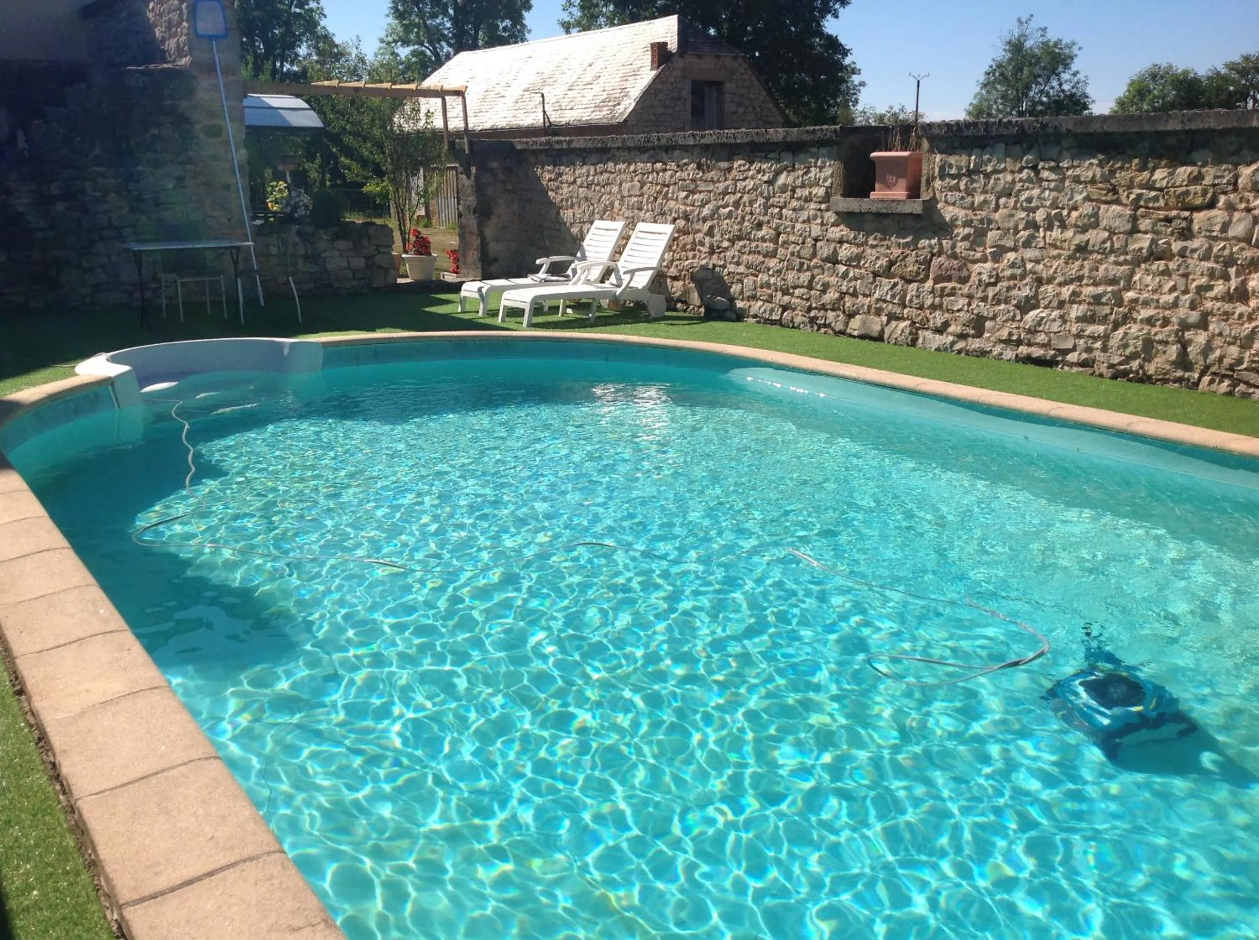 Swimming pool in La ferme de Manon