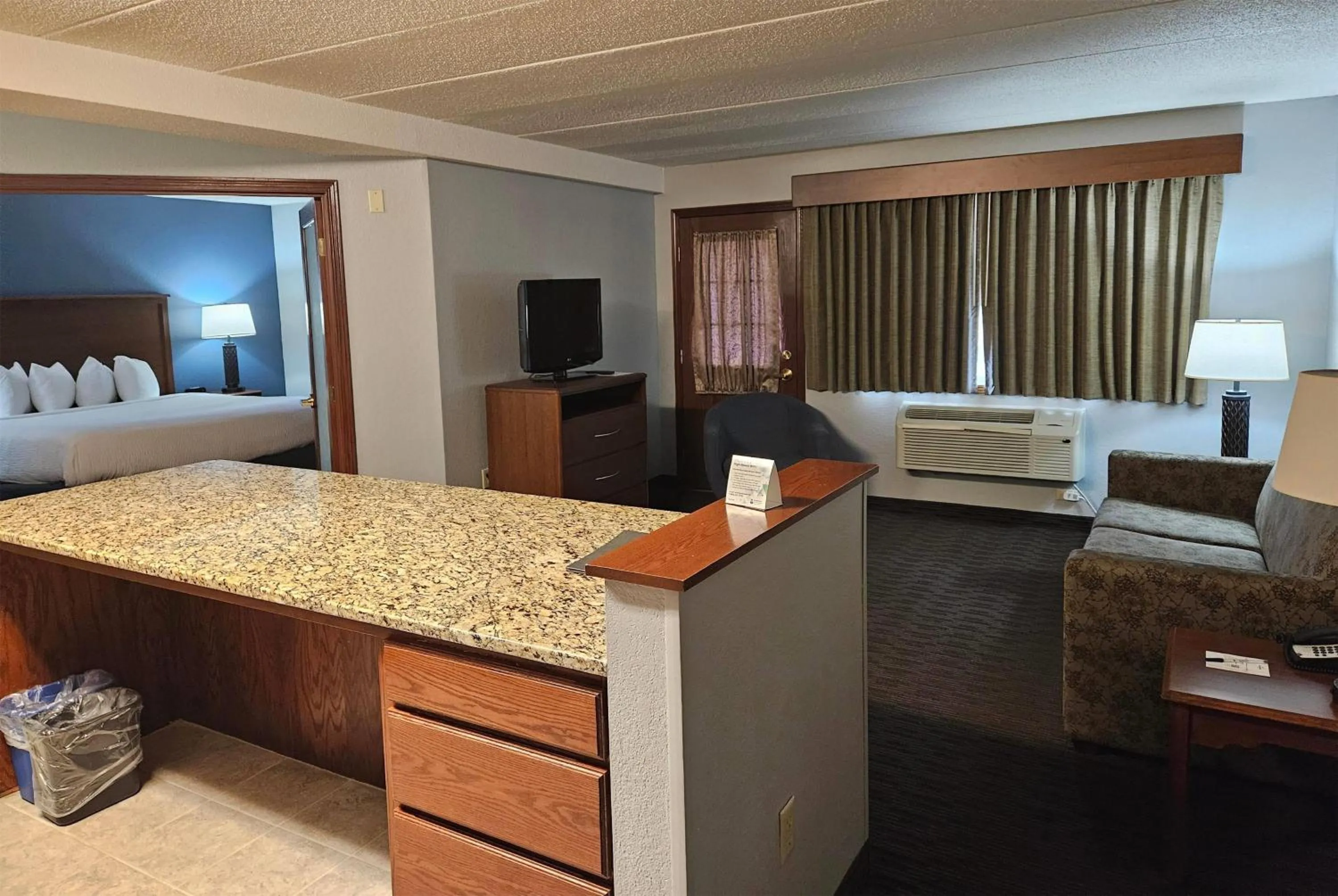 Photo of the whole room, Bed in AmericInn by Wyndham Marshall