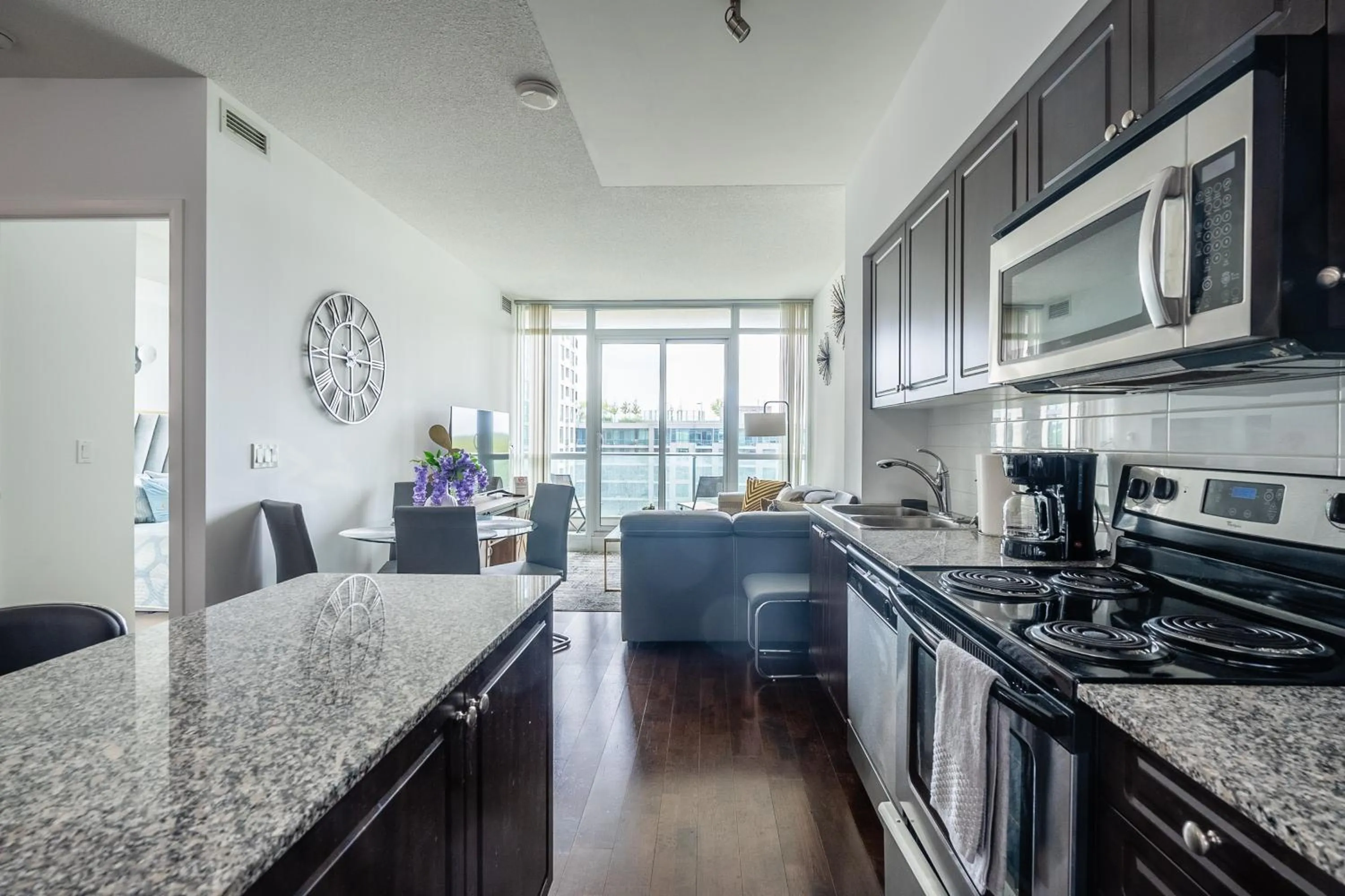 Kitchen or kitchenette in GLOBALSTAY Magnificent Condos in DT
