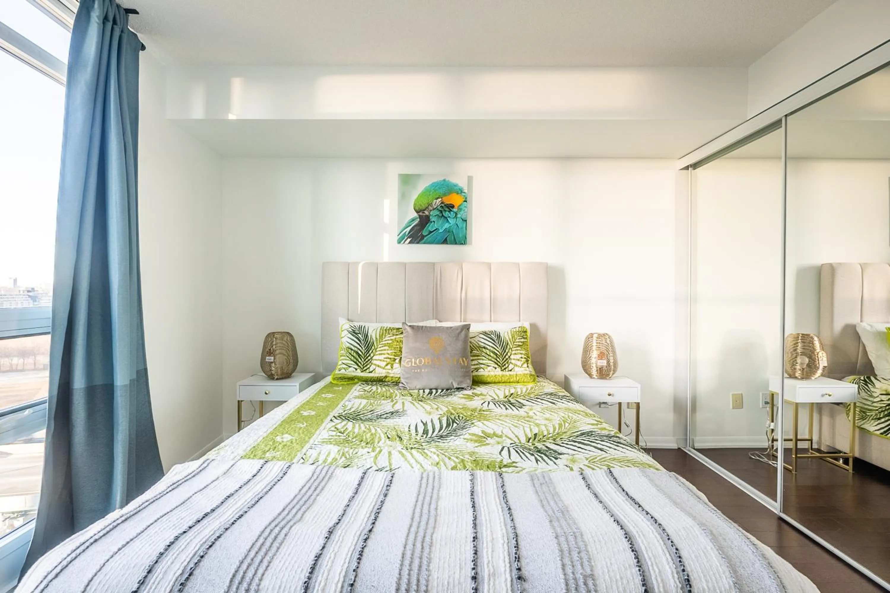 Bed in GLOBALSTAY Magnificent Condos in DT