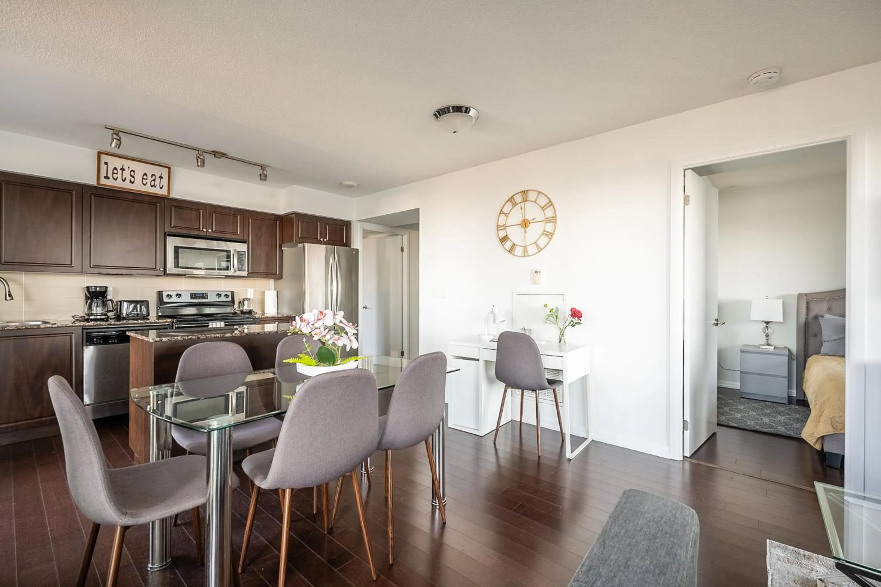 Kitchen or kitchenette in GLOBALSTAY Magnificent Condos in DT
