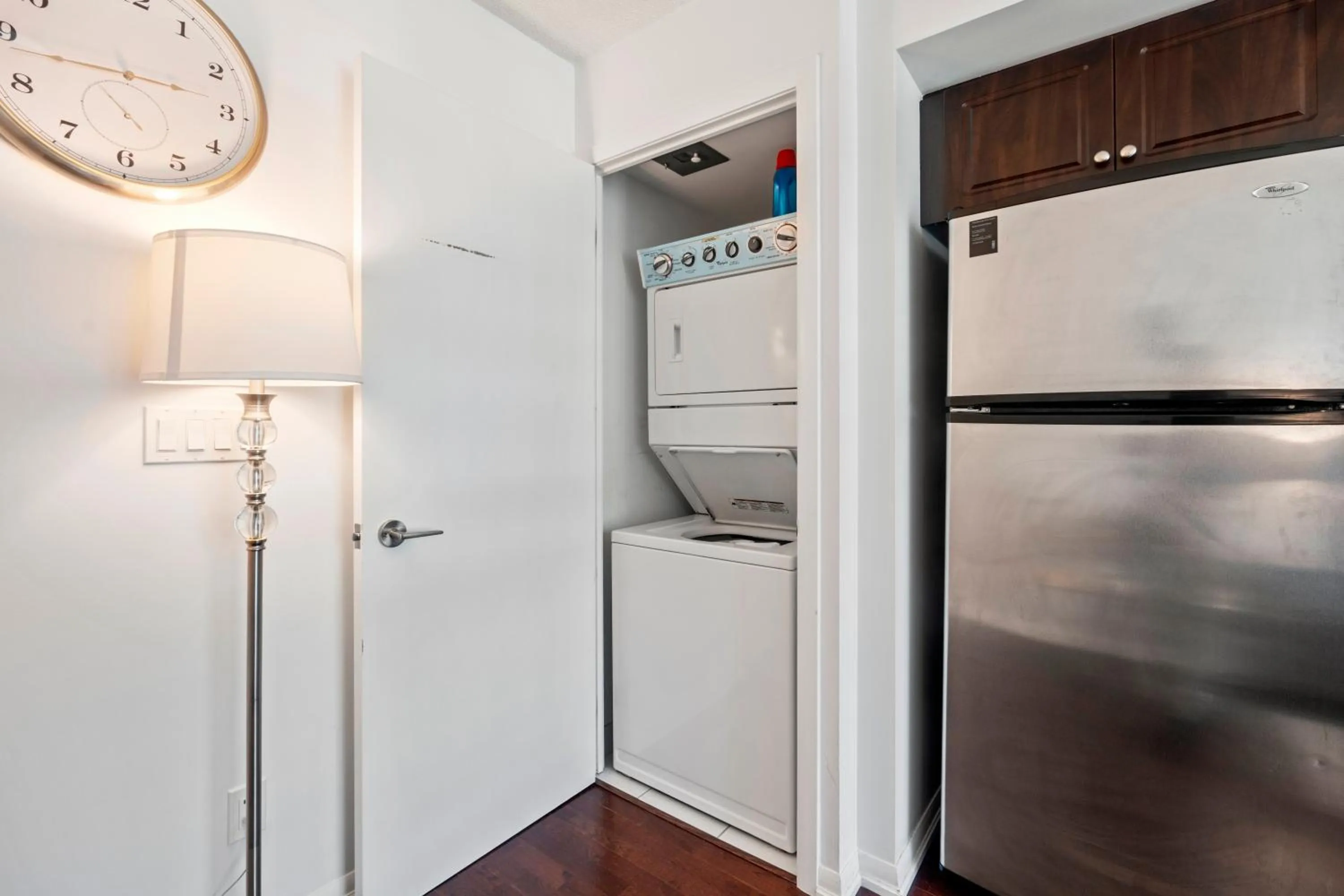 laundry in GLOBALSTAY Magnificent Condos in DT