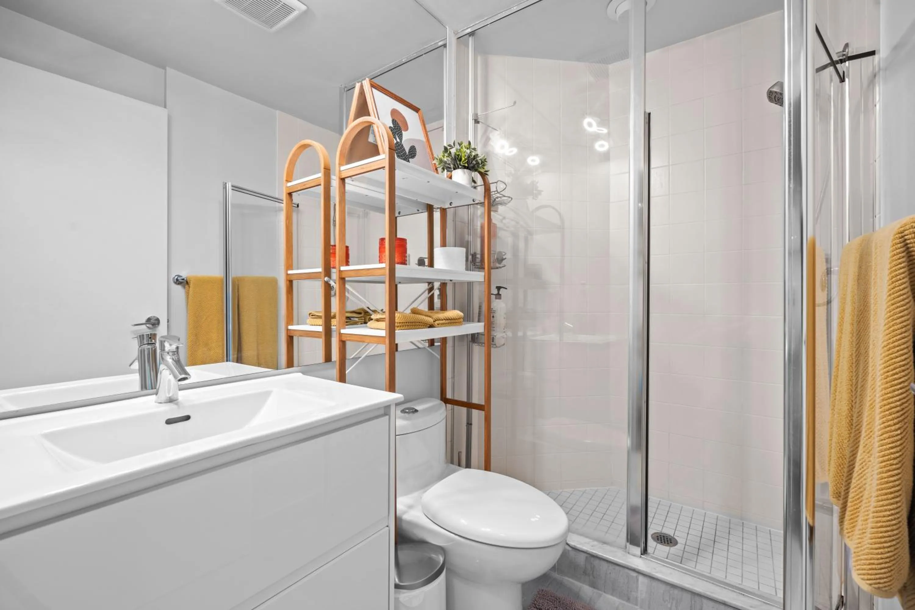 Bathroom in GLOBALSTAY Magnificent Condos in DT