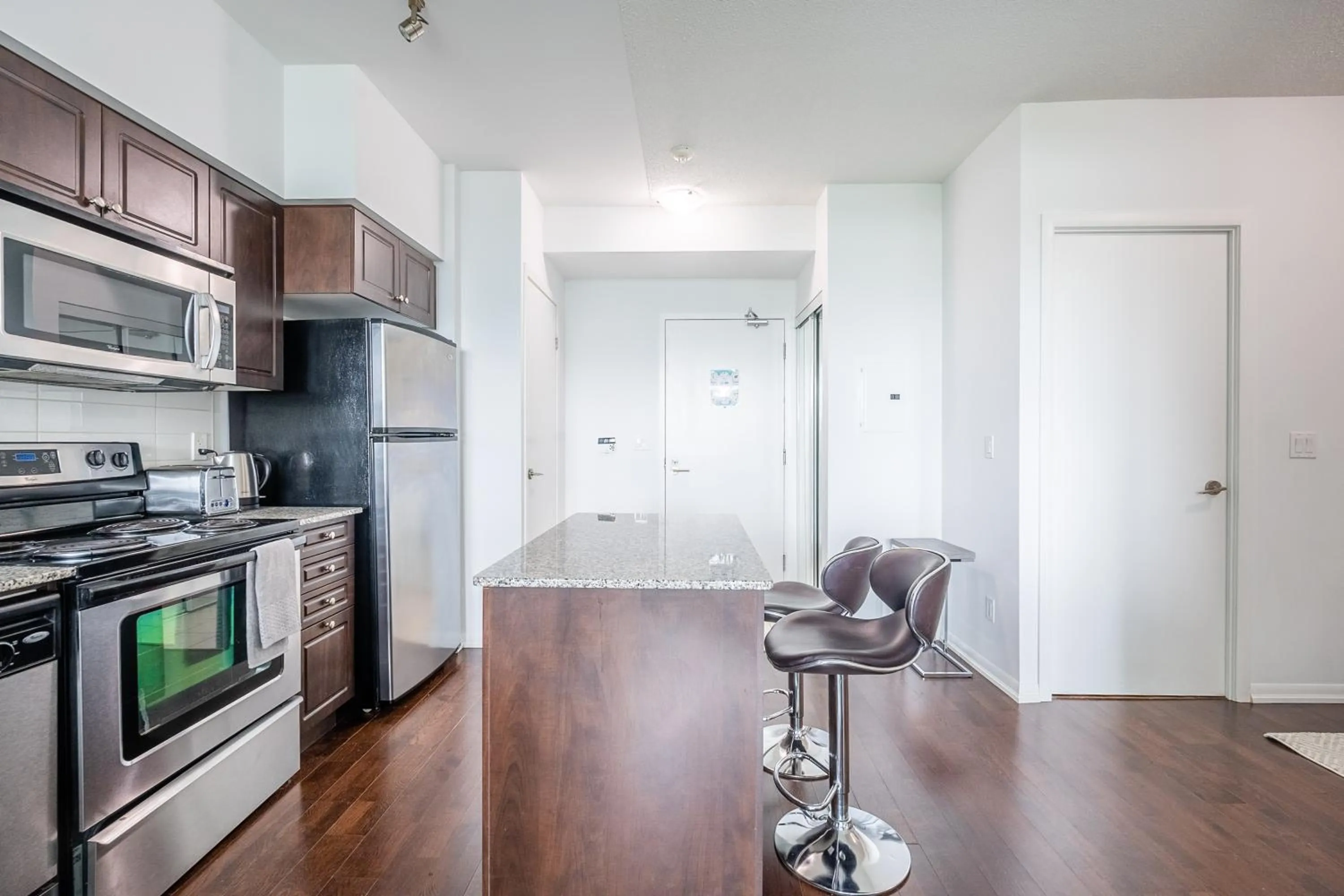 Kitchen or kitchenette in GLOBALSTAY Magnificent Condos in DT
