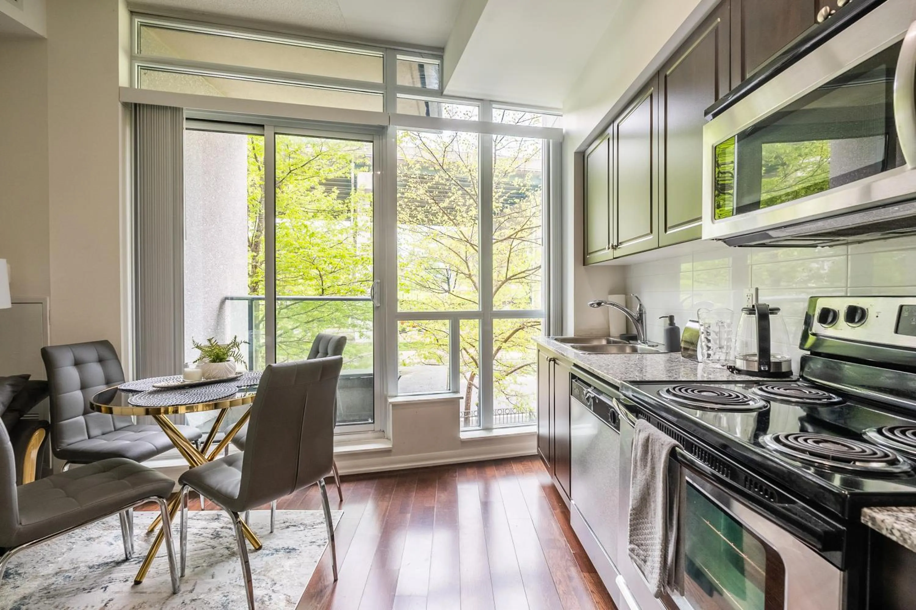 Kitchen or kitchenette in GLOBALSTAY Magnificent Condos in DT