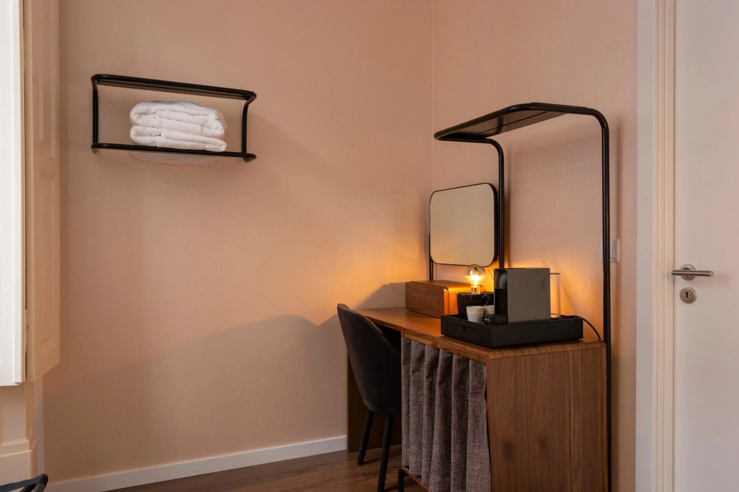 Coffee/tea facilities in O Paço - Vintage Suites