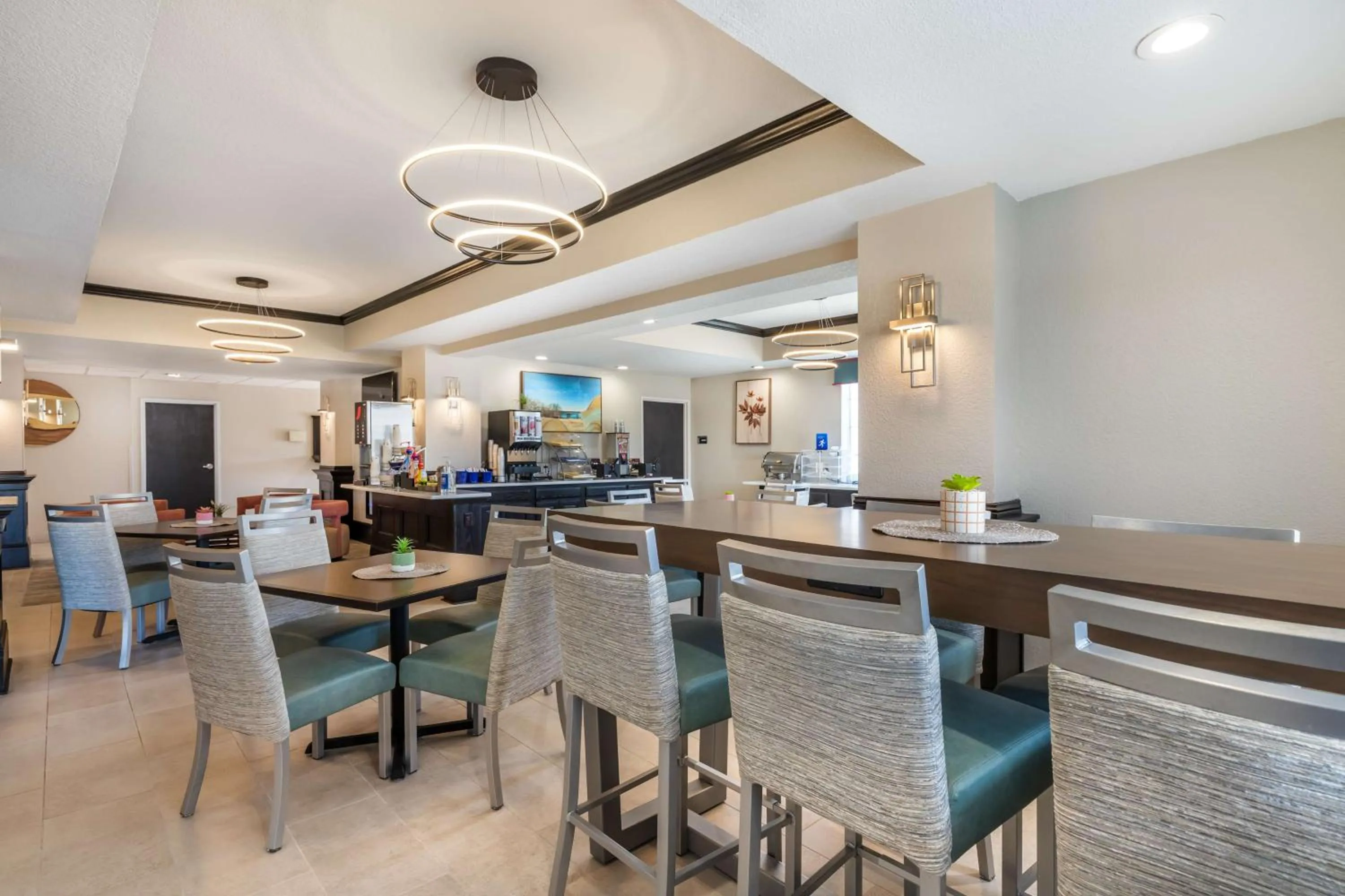 Breakfast in Best Western Prime Inn & Suites