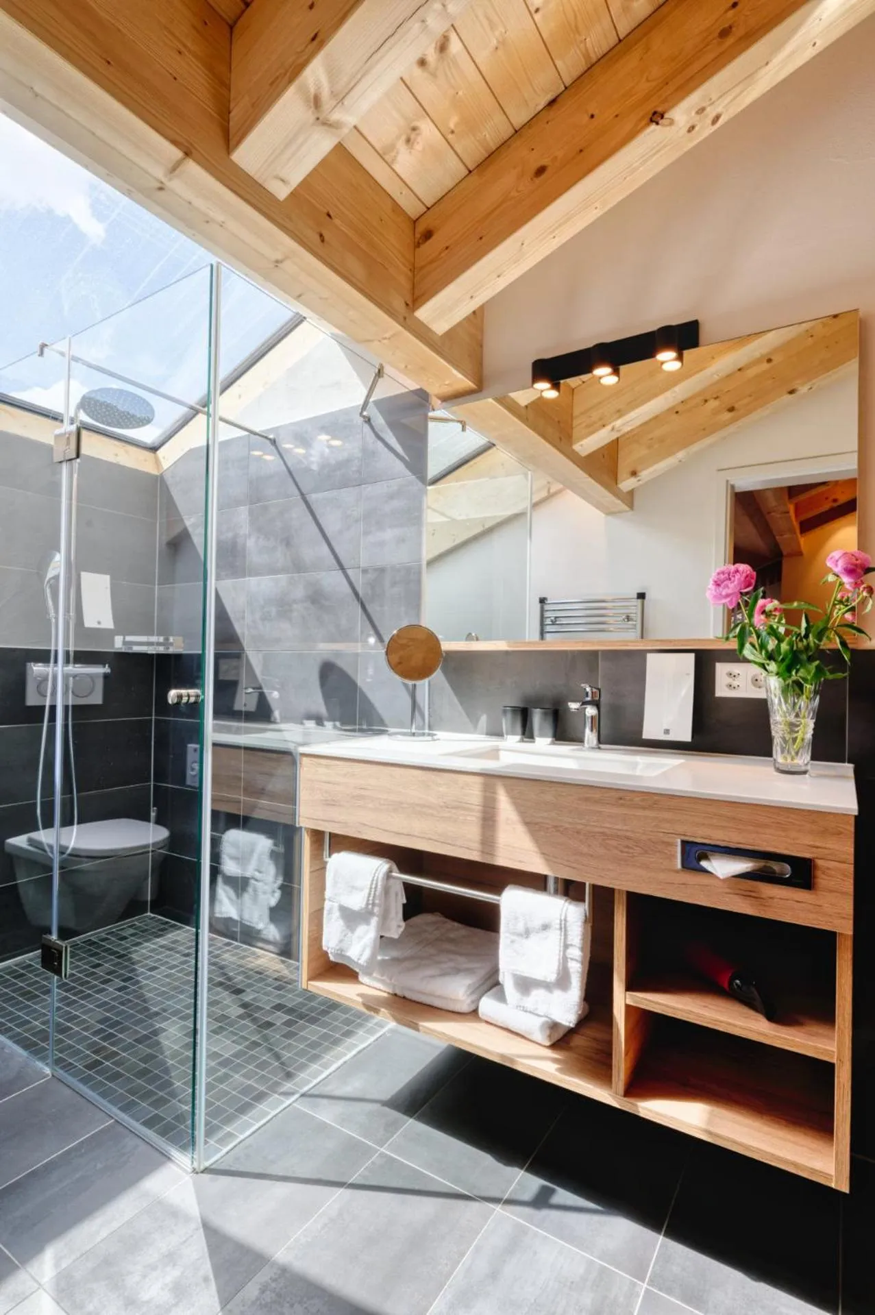 Bathroom in Naco Aparthotel by Arca Spa