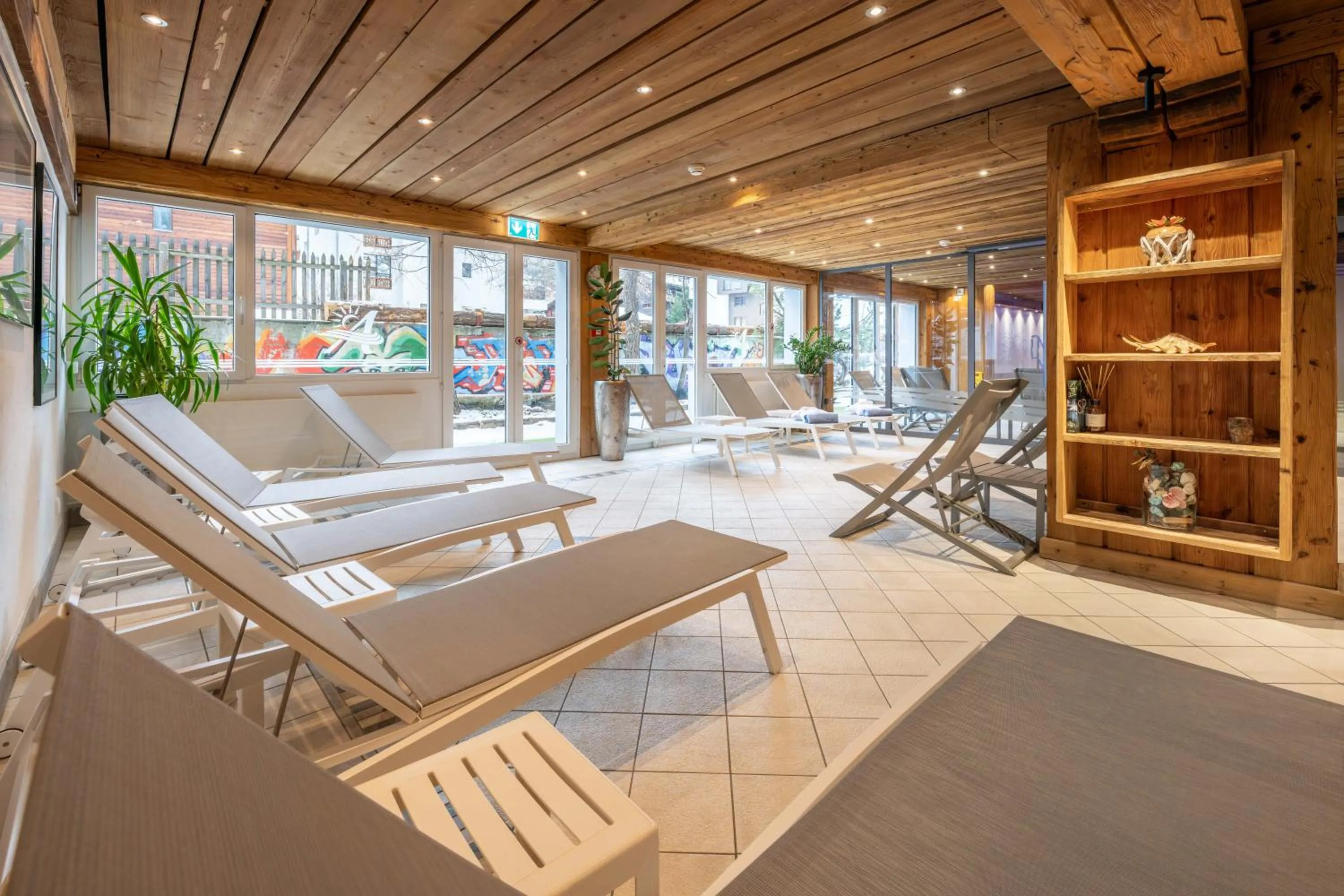 Swimming pool in Naco Aparthotel by Arca Spa