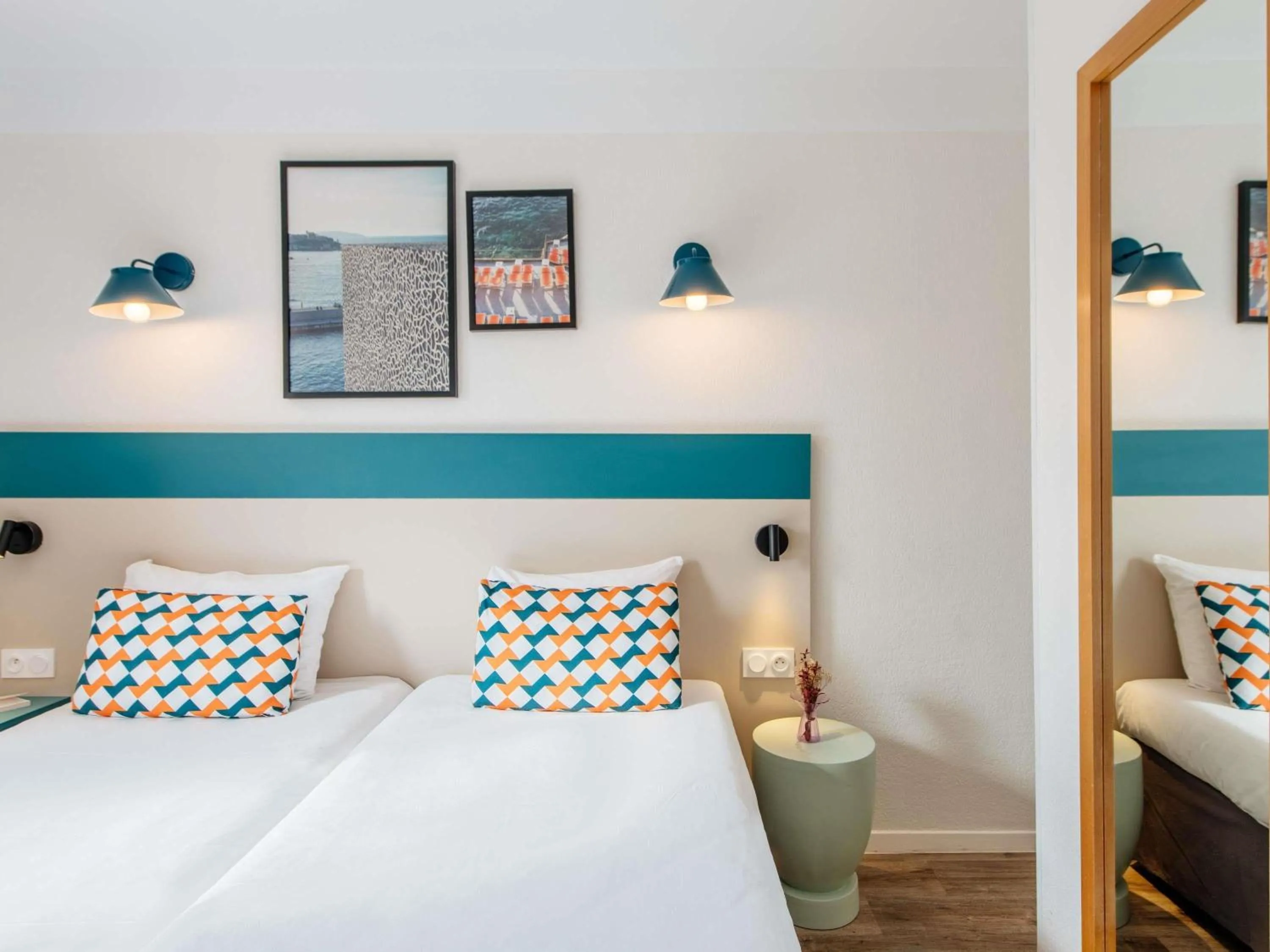 Bedroom, Bed in Aparthotel Adagio Access Marseille Prado Périer