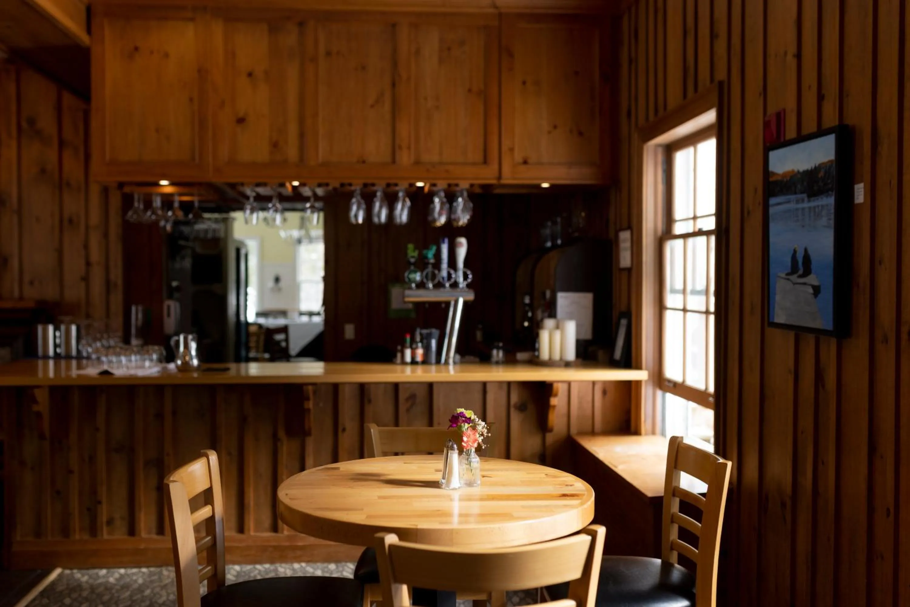 Lounge or bar in Sherwood Inn