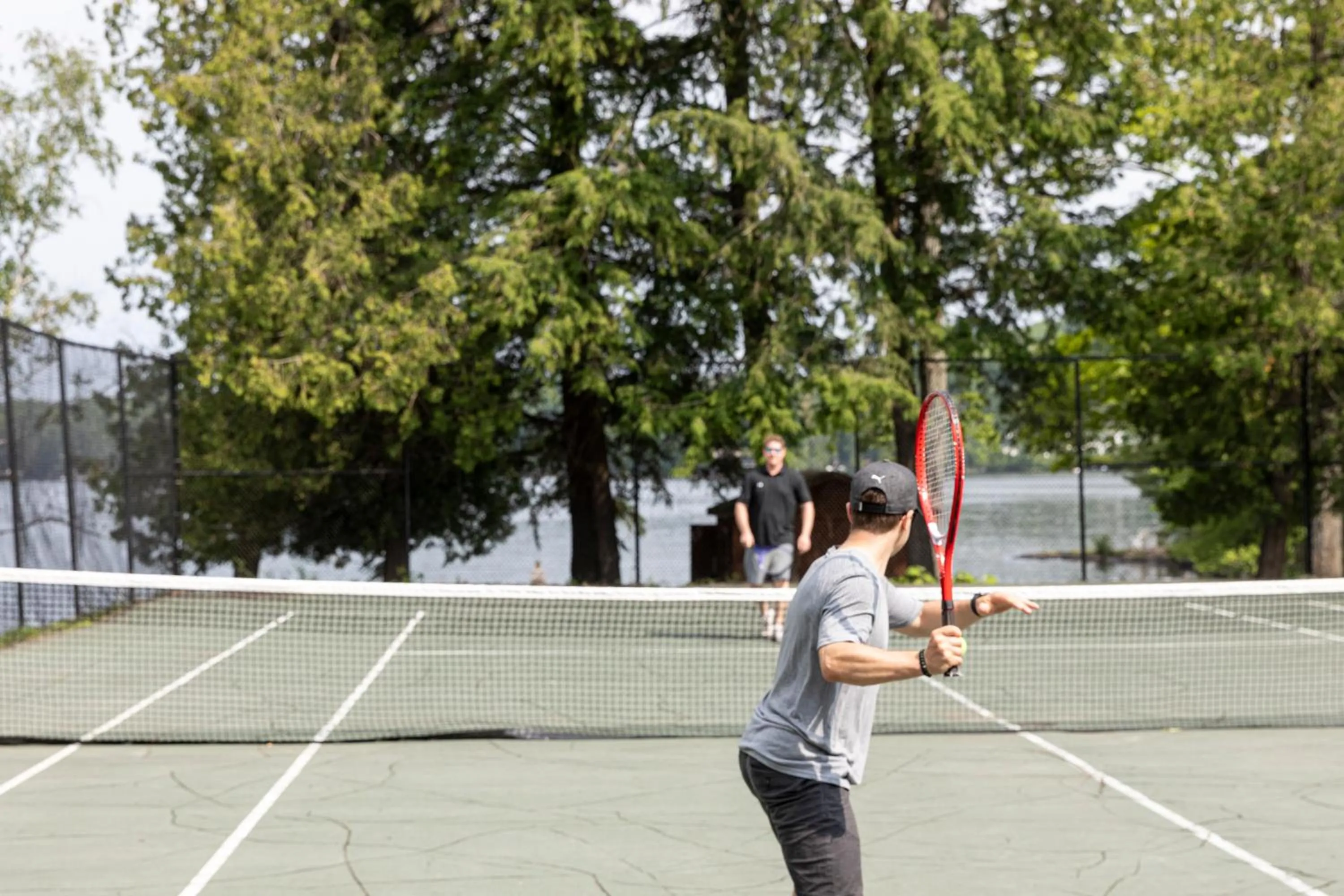 Tennis court in Sherwood Inn