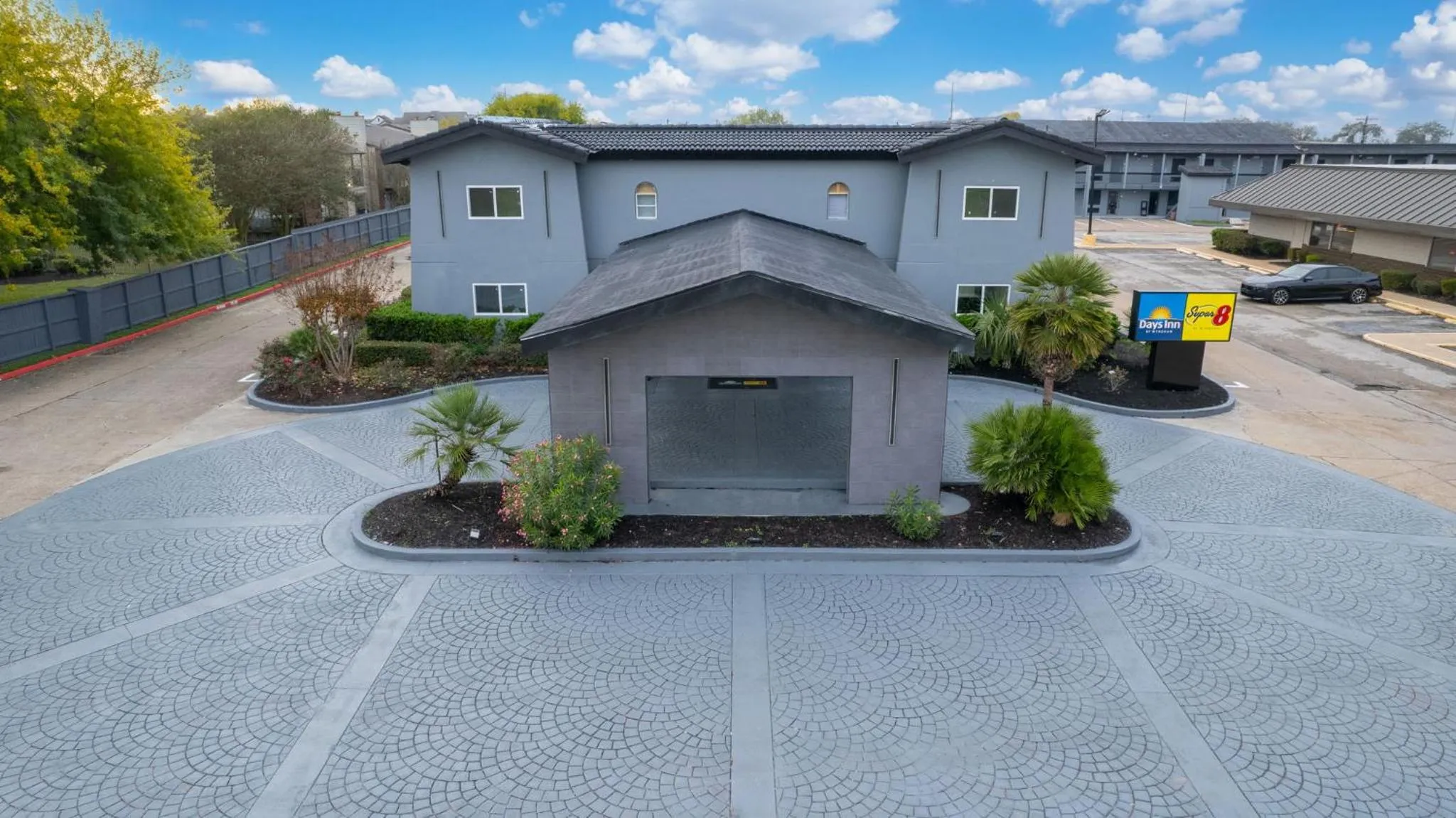 Days Inn & Suites by Wyndham Texas City