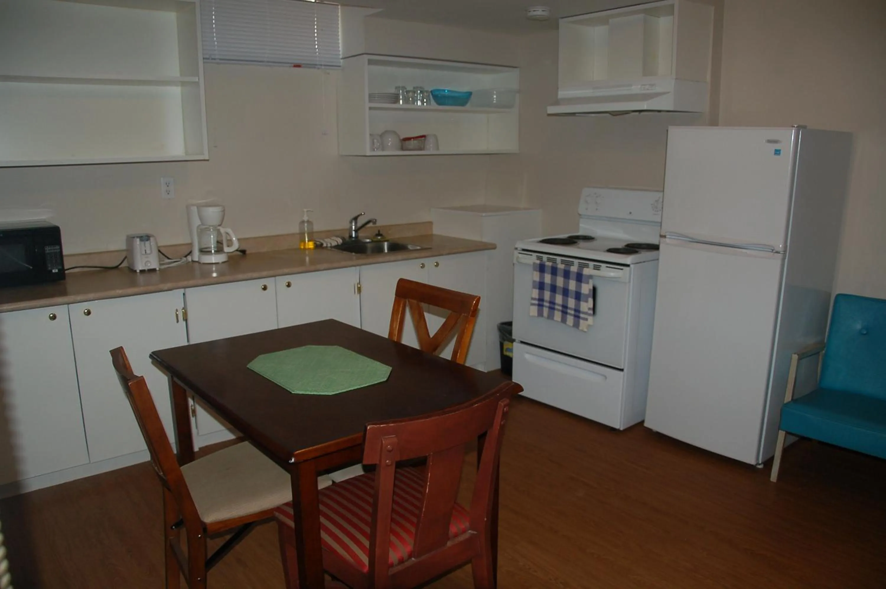 Kitchen or kitchenette in Stardust Motel