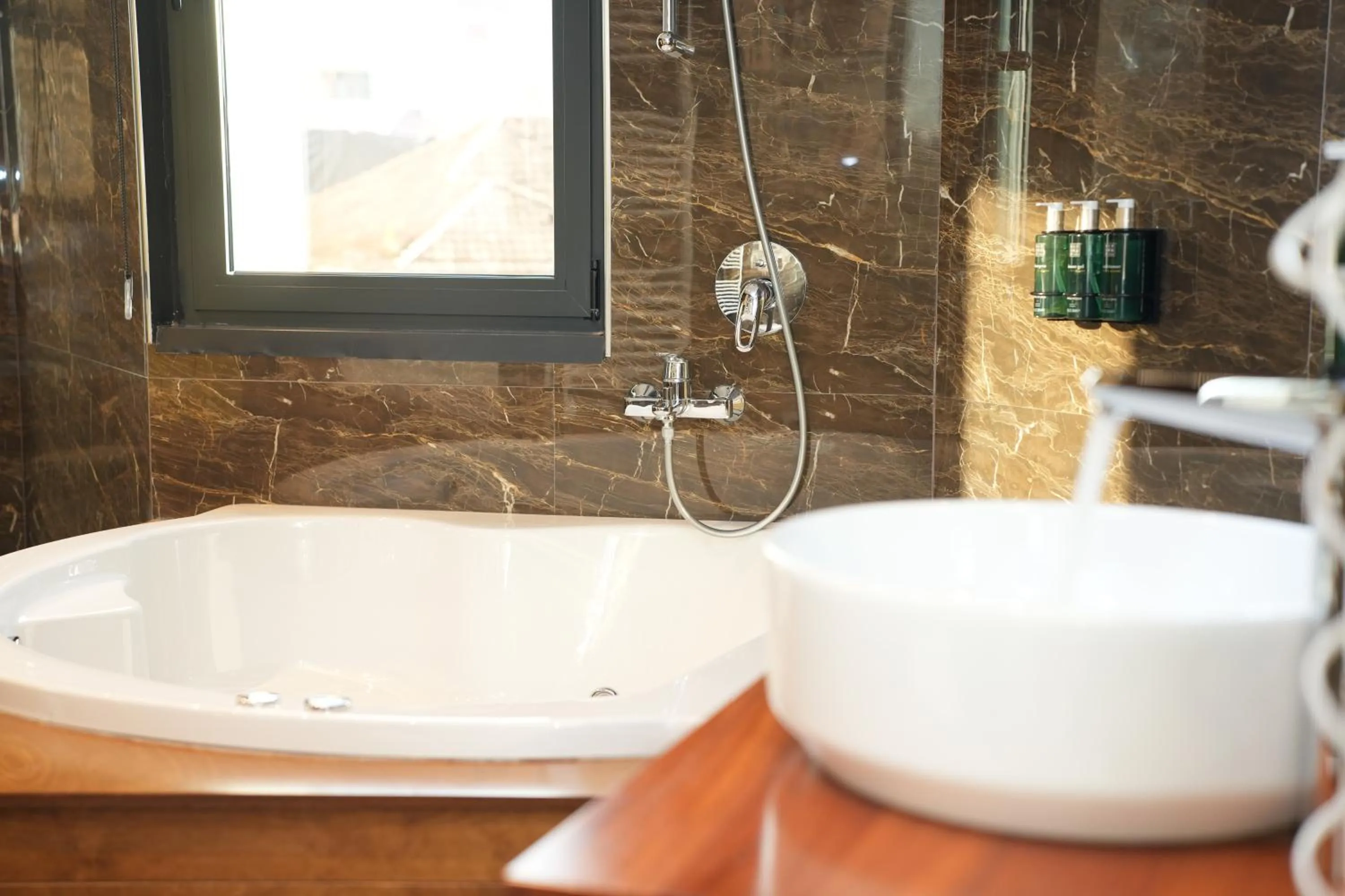 Shower in La Suite Boutique Hotel