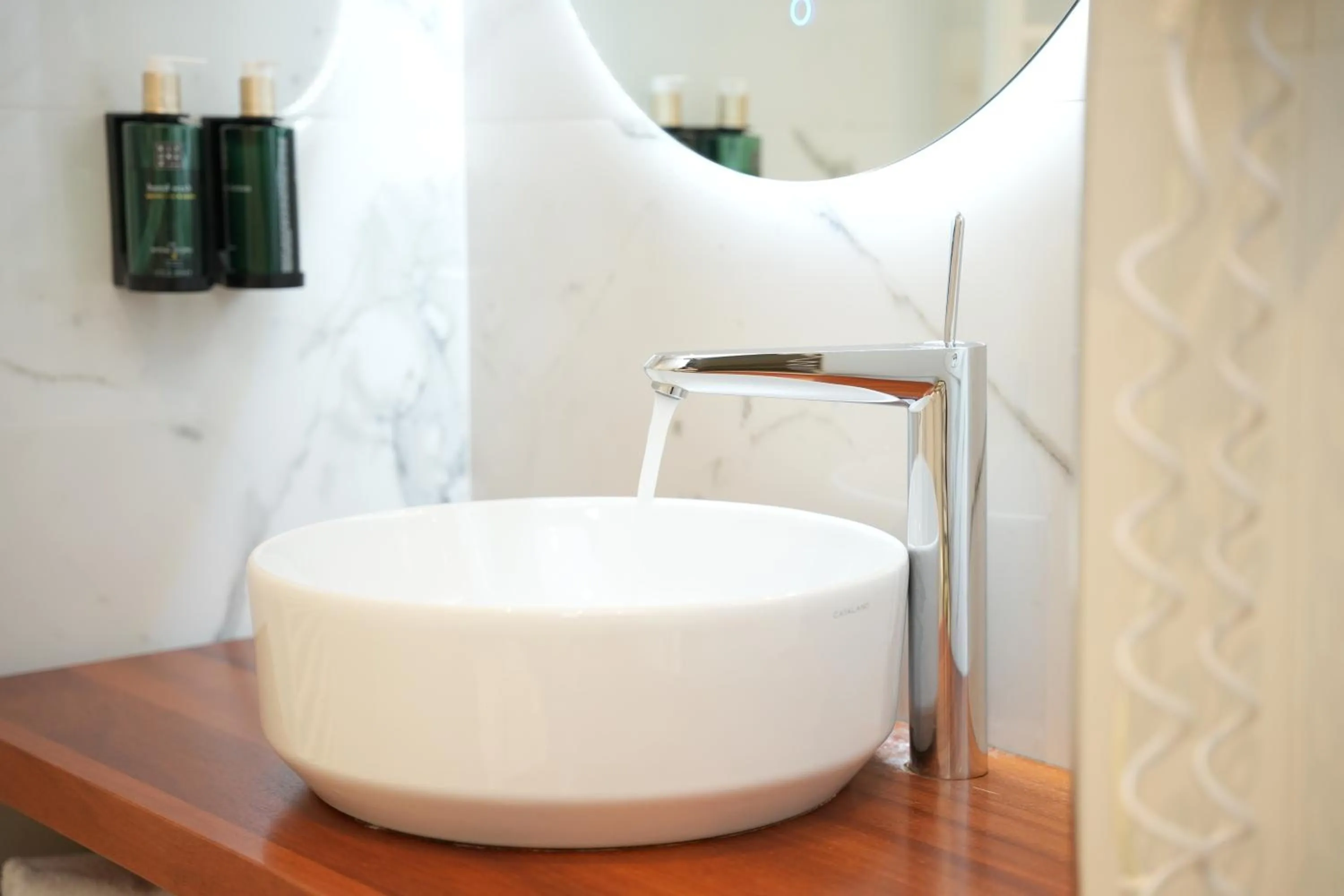 Bathroom in La Suite Boutique Hotel