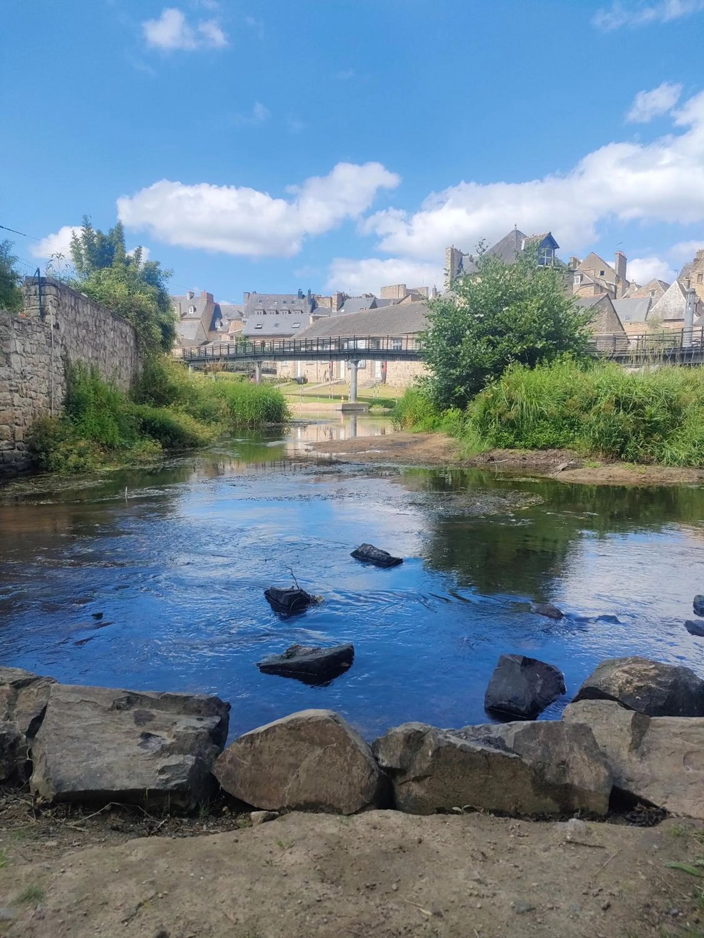 La Suite 27 bis, maison indépendante avec terrasse, proche gare et centre