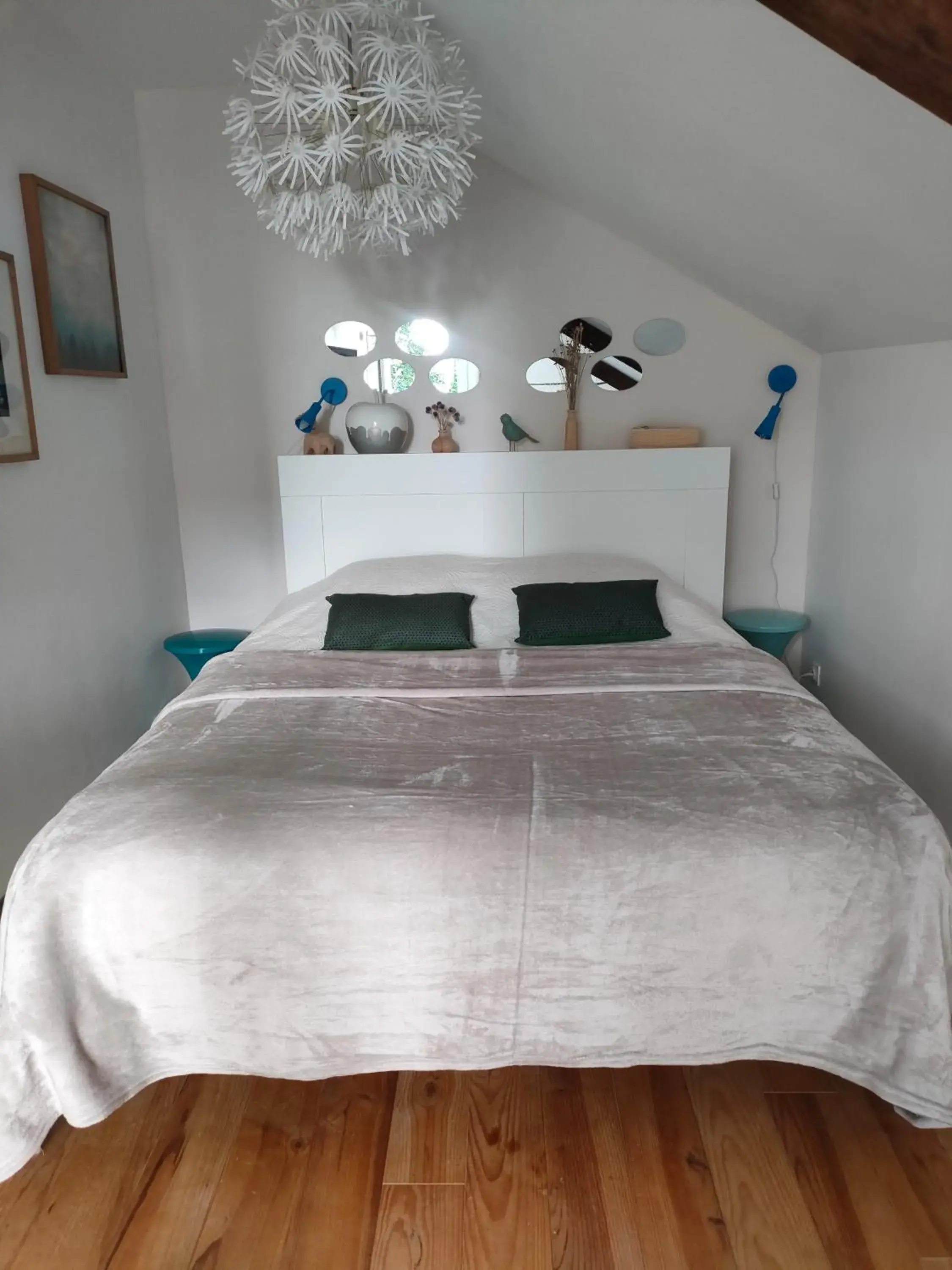 One-Bedroom Apartment with Garden View in La Suite 27 bis, maison indépendante avec terrasse, proche gare et centre One-Bedroom Apartment with Garden View in La Suite 27 bis, maison indépendante avec terrasse, proche gare et centre