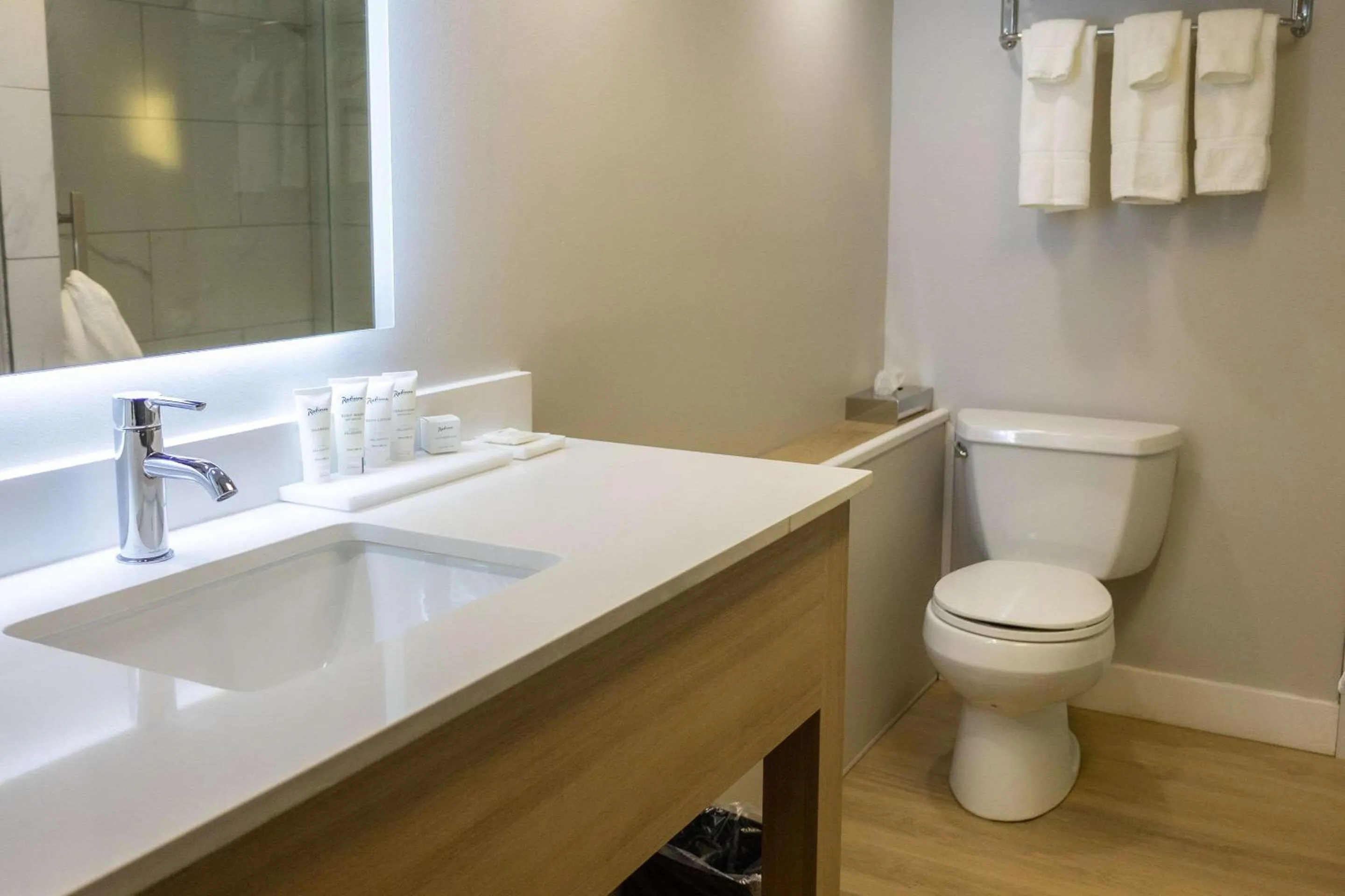 Bedroom in Radisson Hotel Fort St John