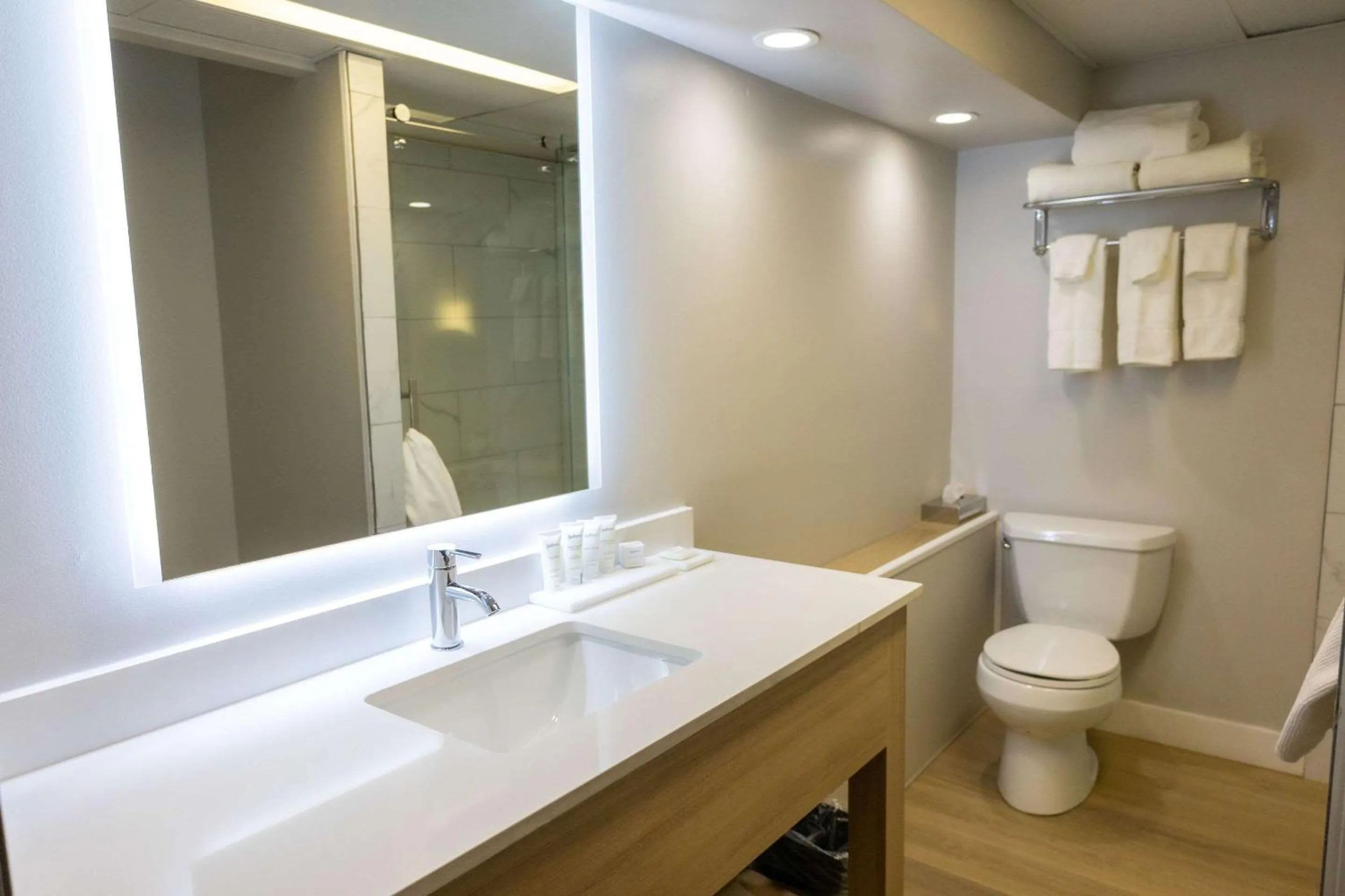 Bedroom in Radisson Hotel Fort St John